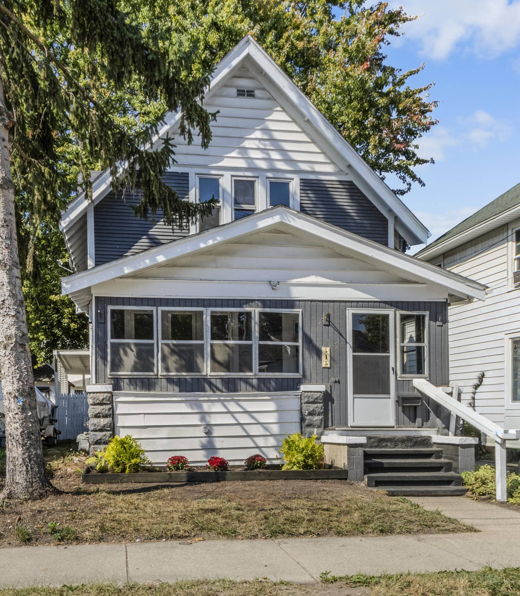 Grand Rapids, MI 49504,545 Garfield NW Avenue