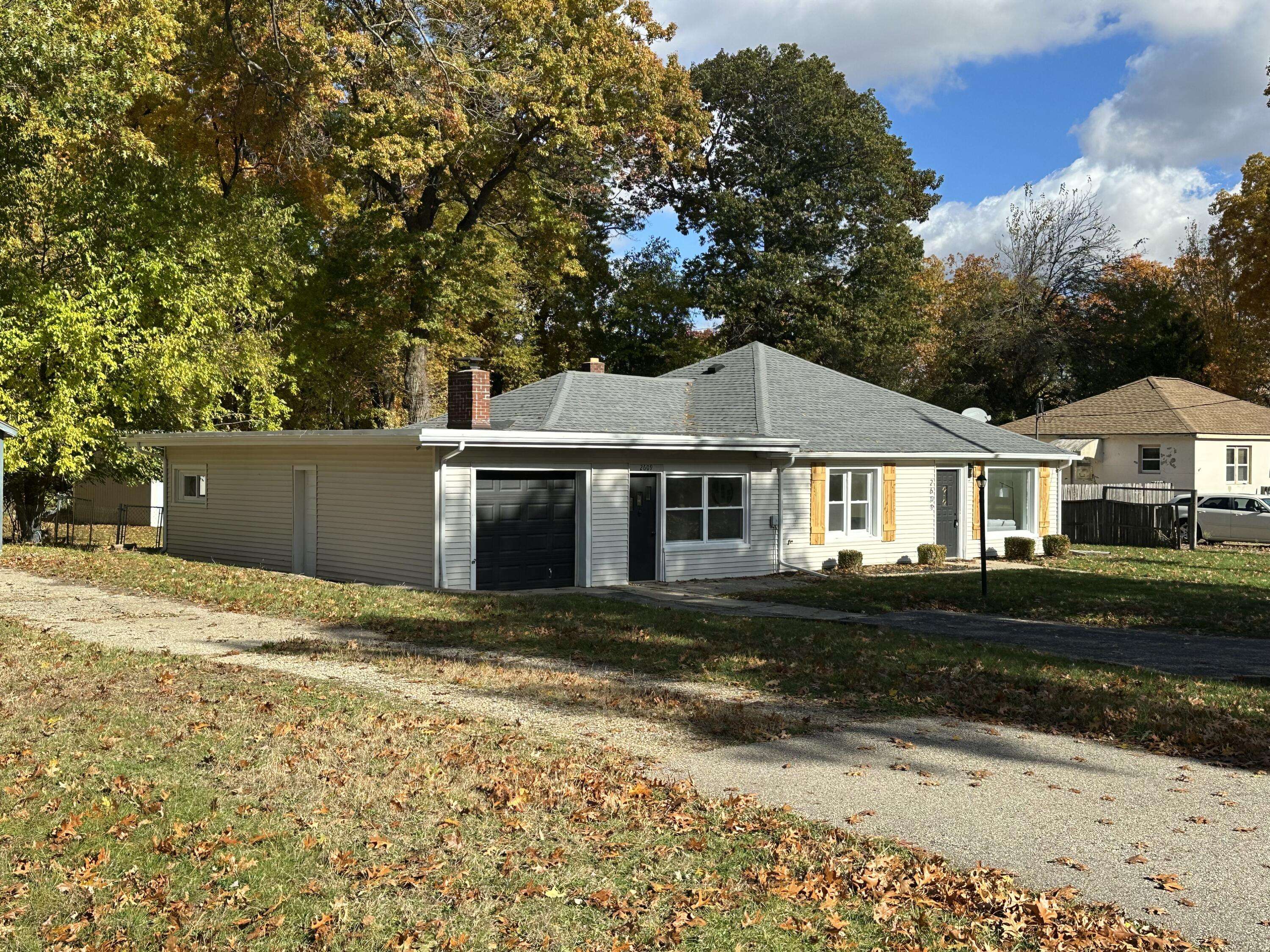 Portage, MI 49002,2609 Stanley Avenue