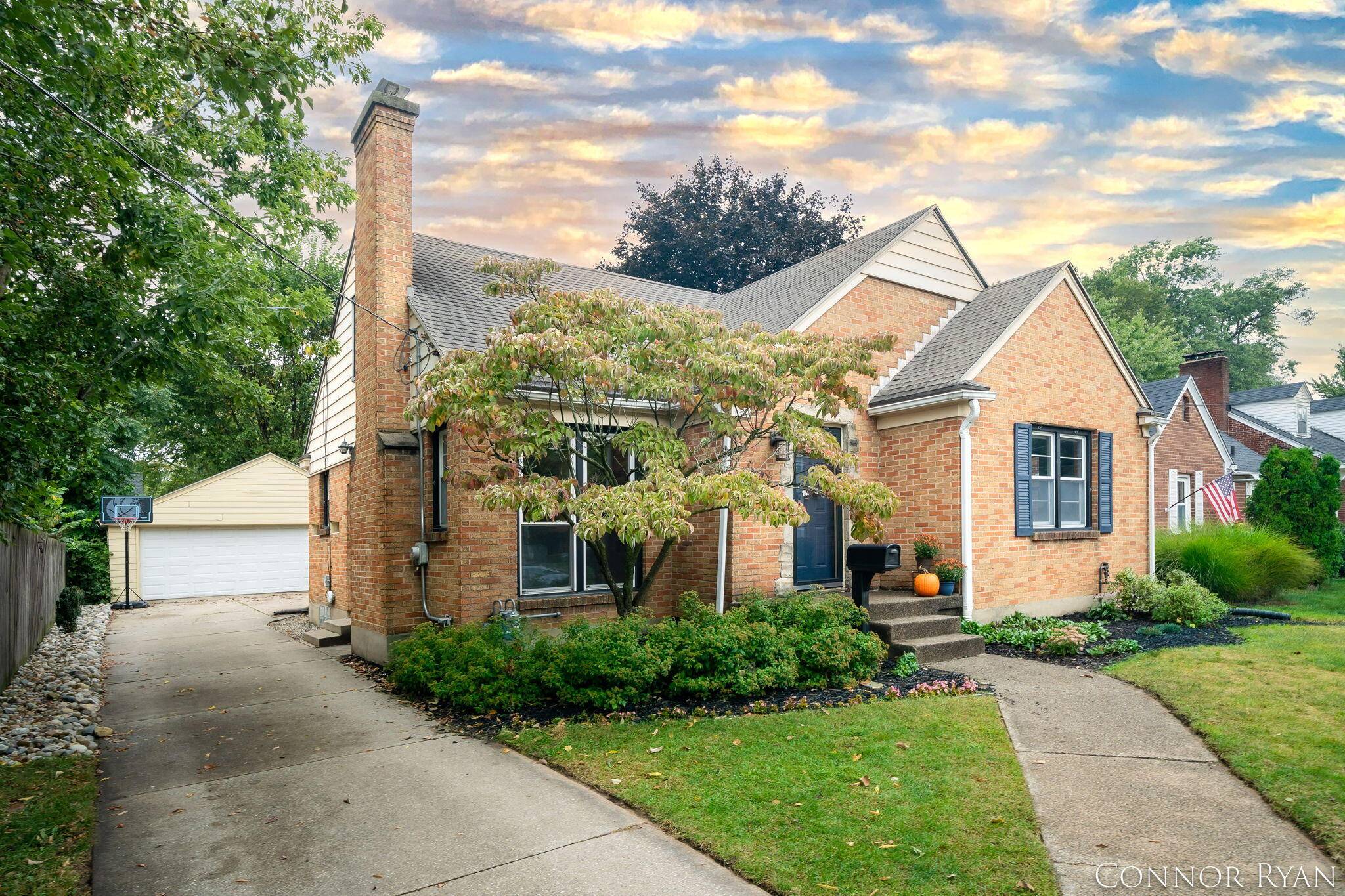Grand Rapids, MI 49507,2233 College SE Avenue