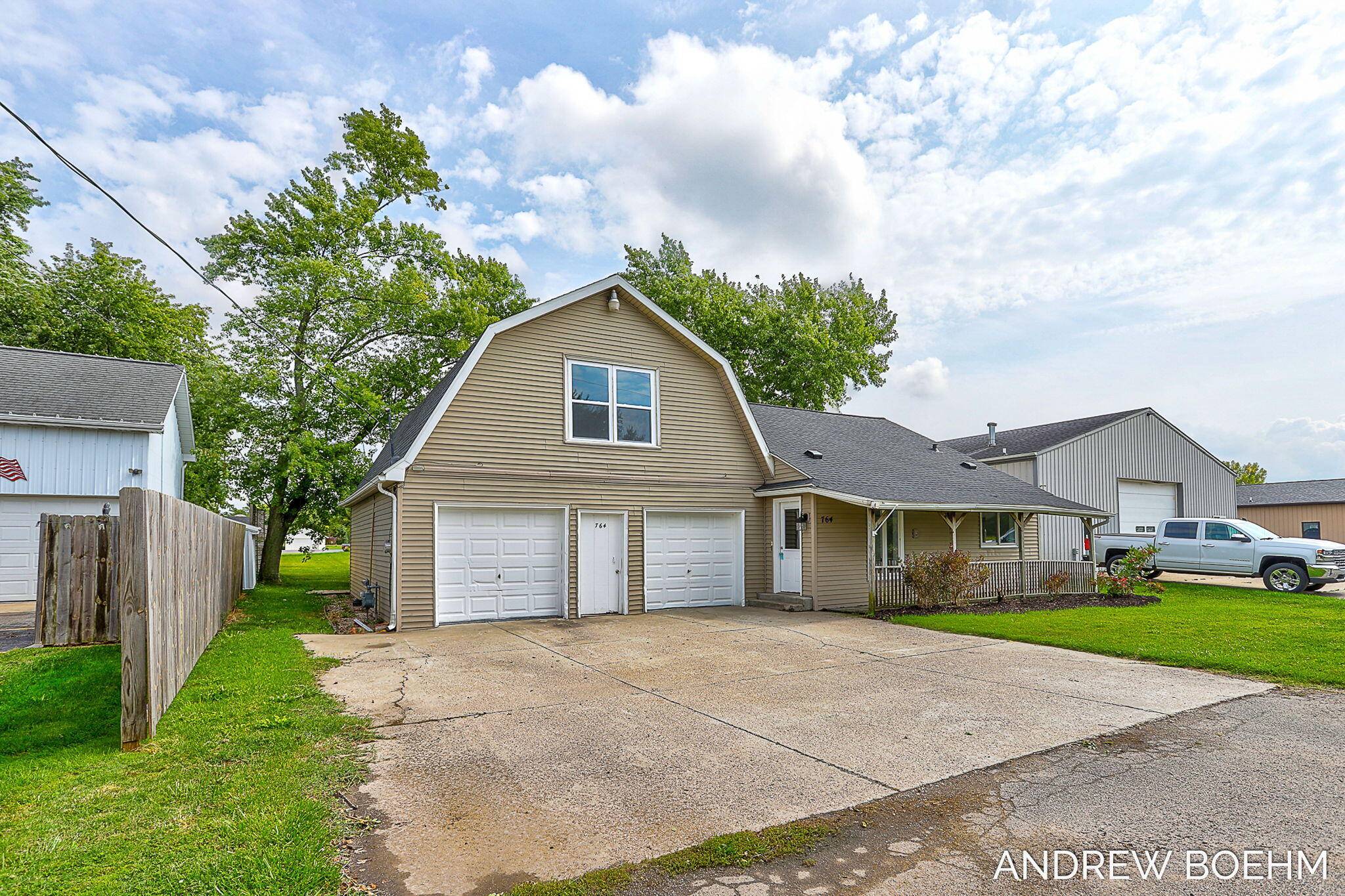 Zeeland, MI 49464,764 64th Avenue