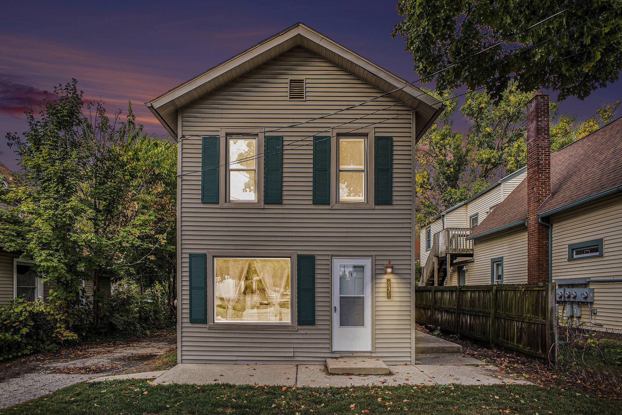 Lansing, MI 48912,831 Vine Street