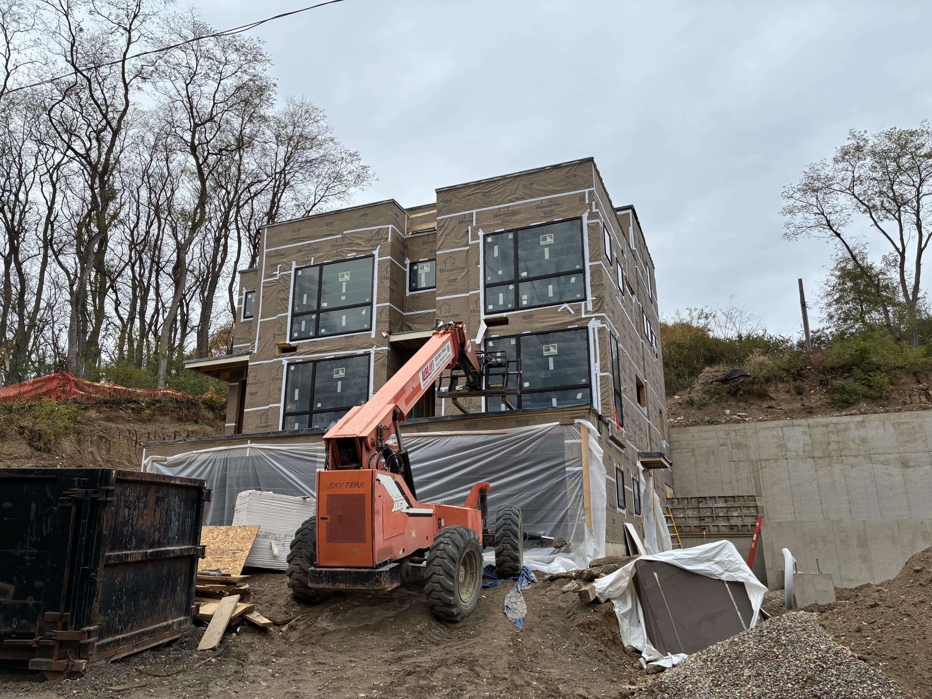 Ann Arbor, MI 48105,1128 Longshore Drive #Unit #1