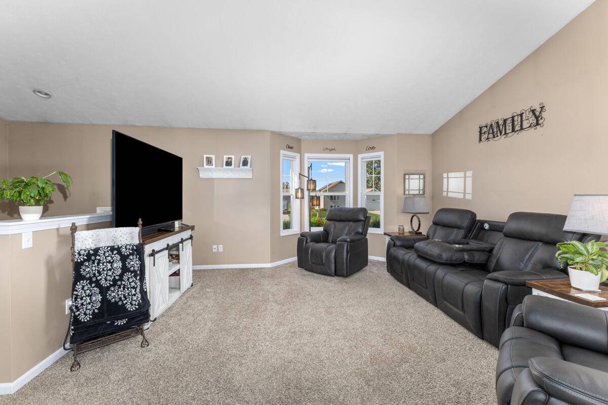 Hudsonville, MI 49426,7918 Westside