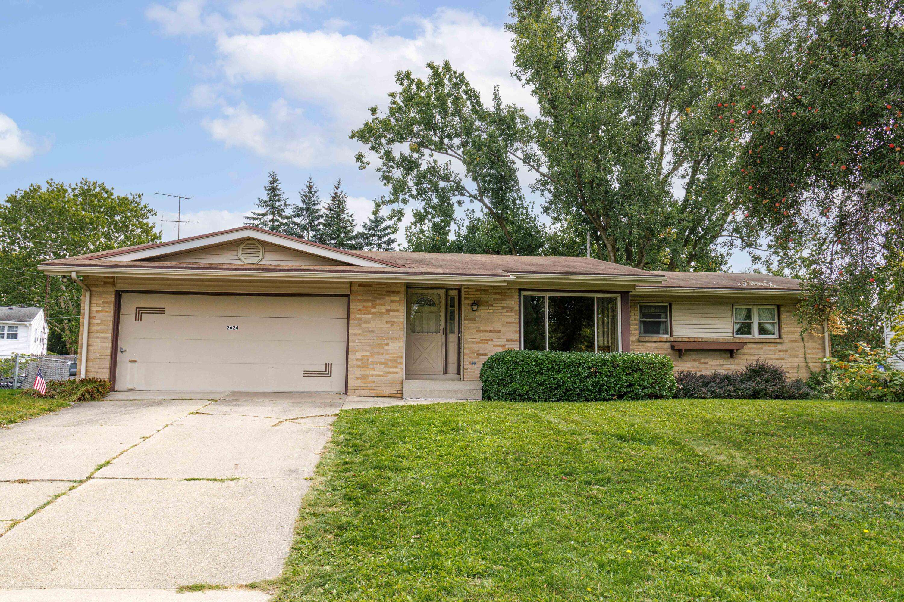 Grand Rapids, MI 49505,2624 Monroe NE Avenue