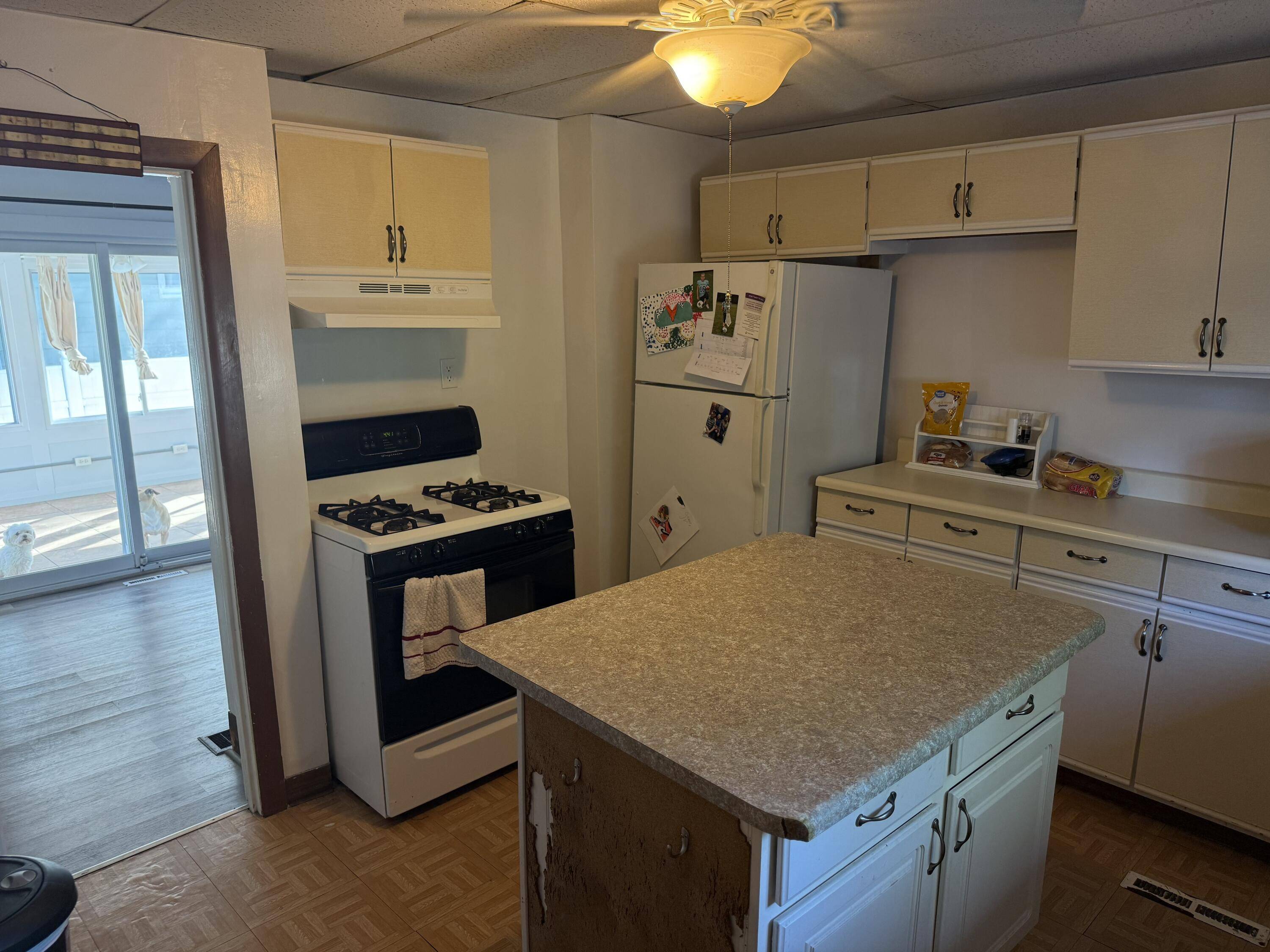 Muskegon, MI 49441,1636 Franklin Street