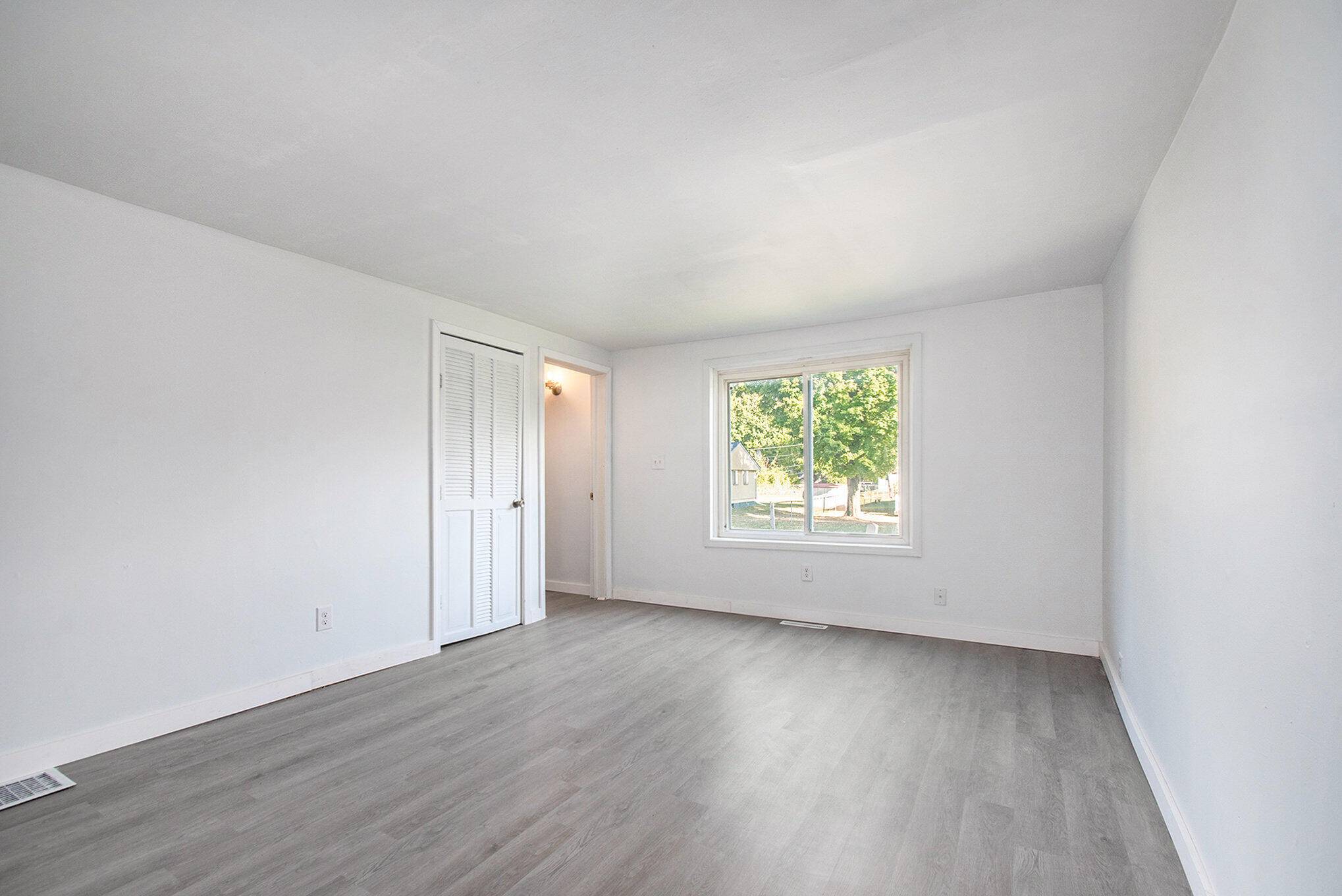 Niles, MI 49120,1638 Superior Street