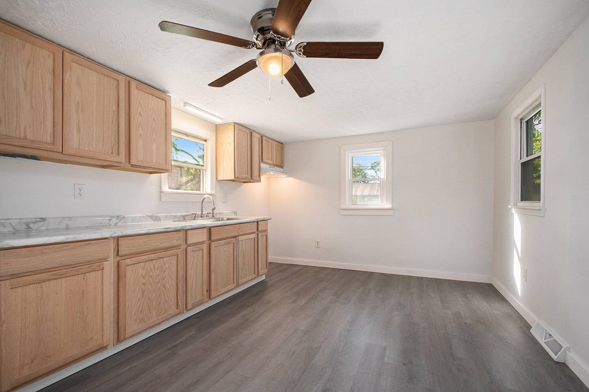 Niles, MI 49120,1638 Superior Street