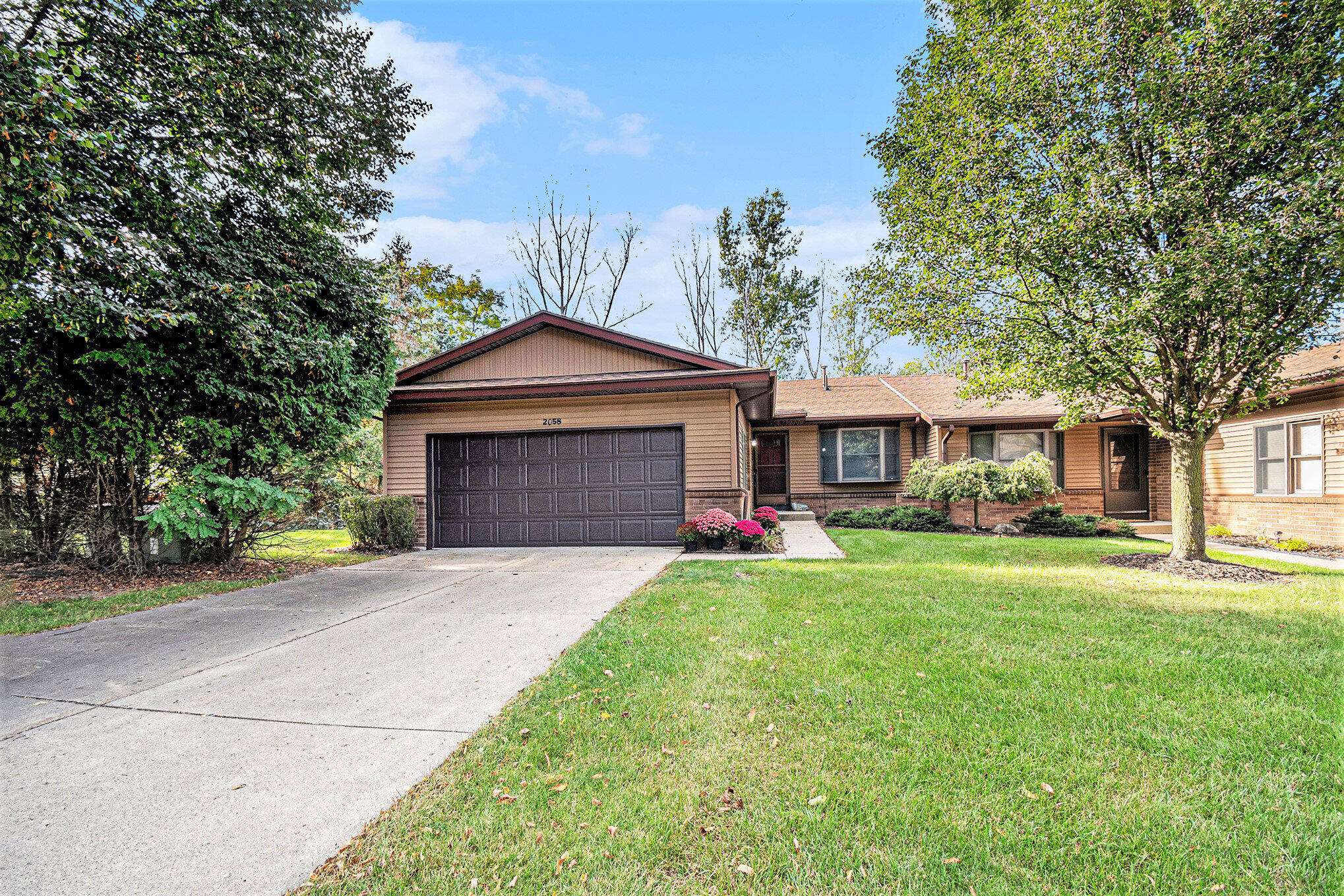 Grand Rapids, MI 49505,2058 Ken Ade NE