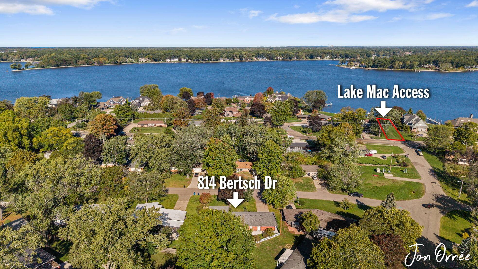Holland, MI 49423,814 Bertsch Drive