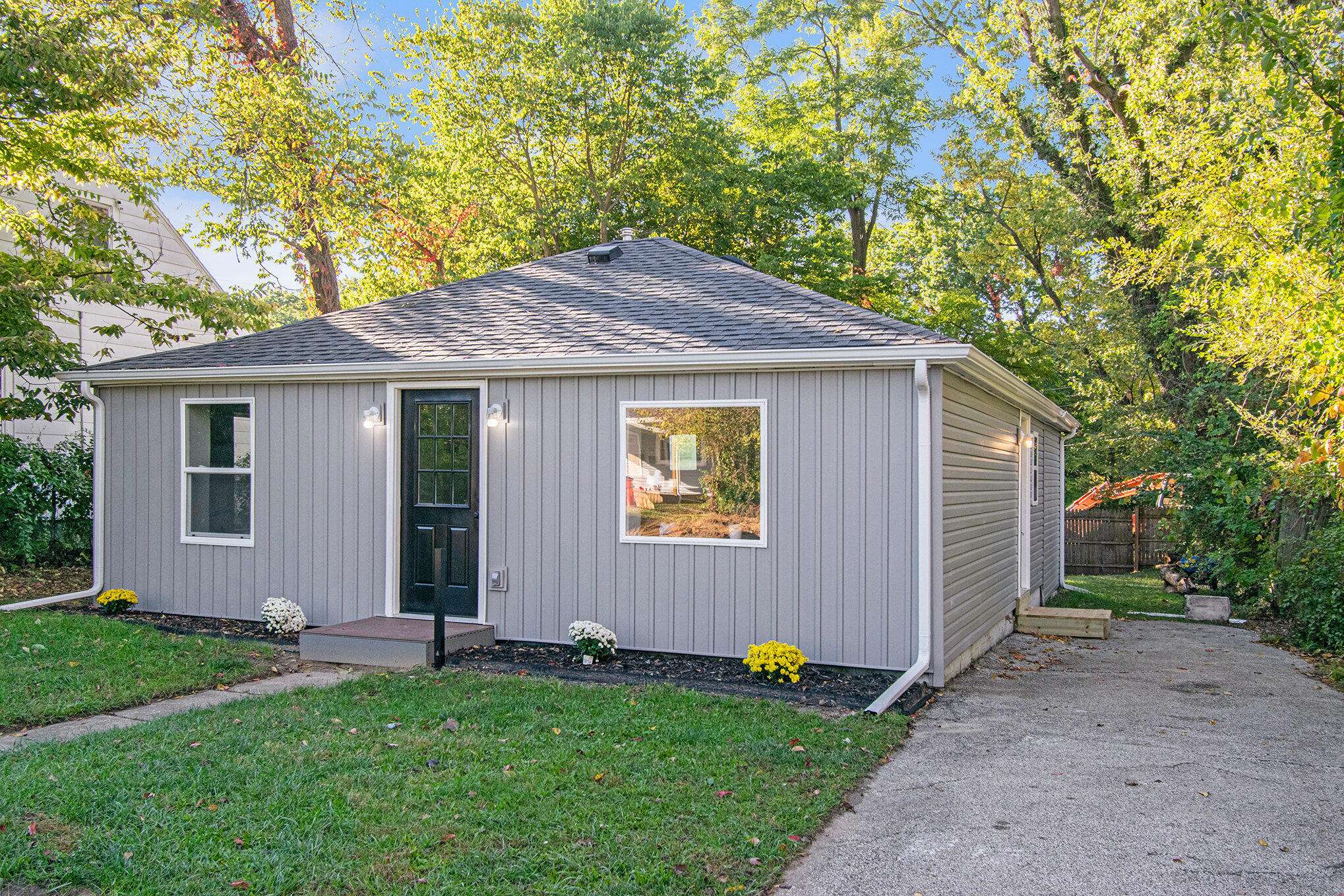 Benton Harbor, MI 49022,806 Pitkins Avenue