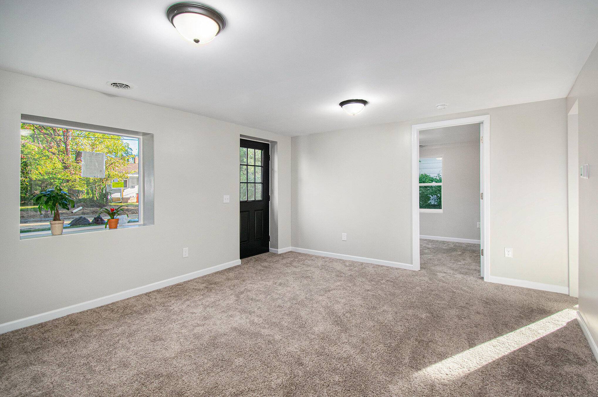 Benton Harbor, MI 49022,806 Pitkins Avenue