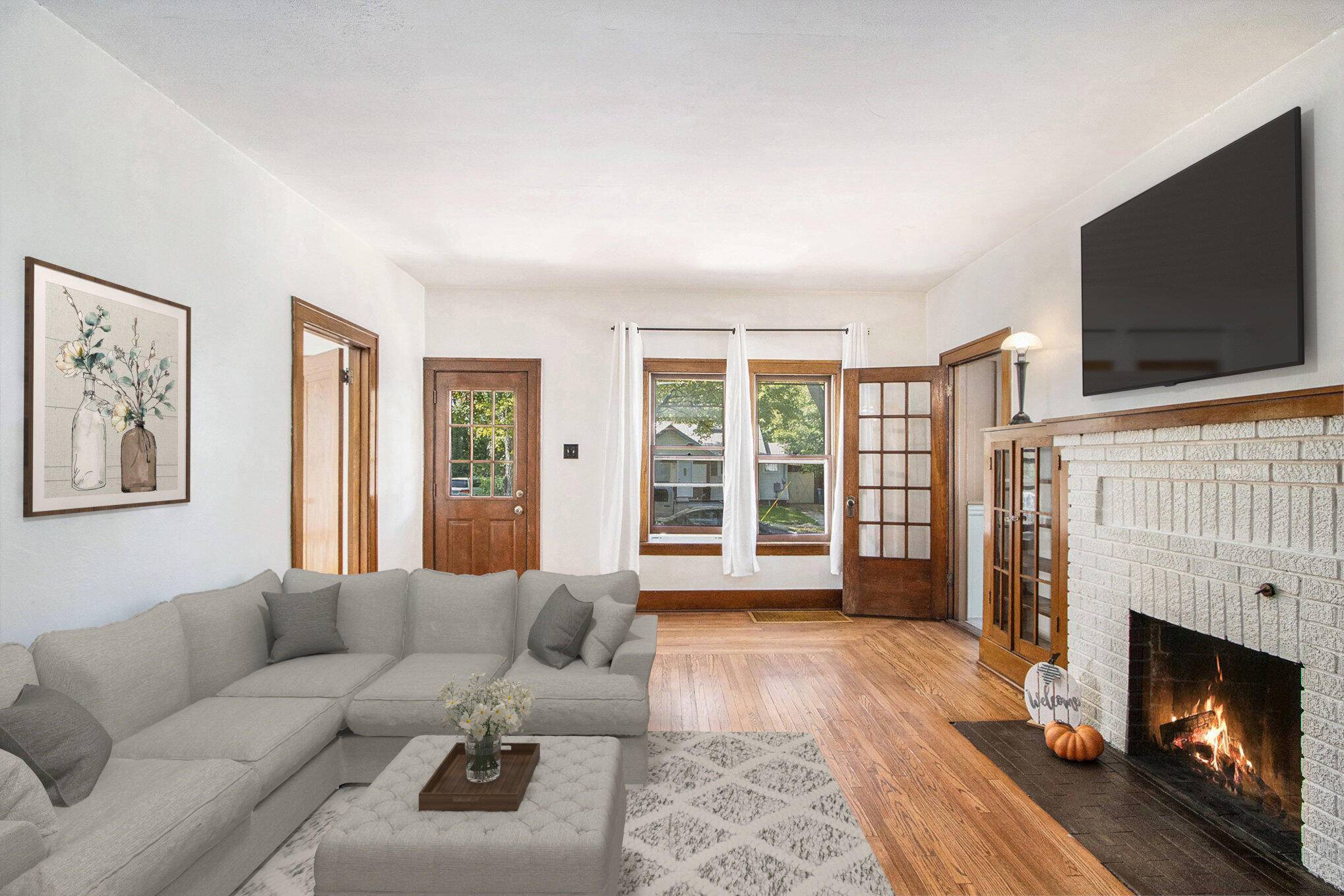 Lawton, MI 49065,117 S Adams Street