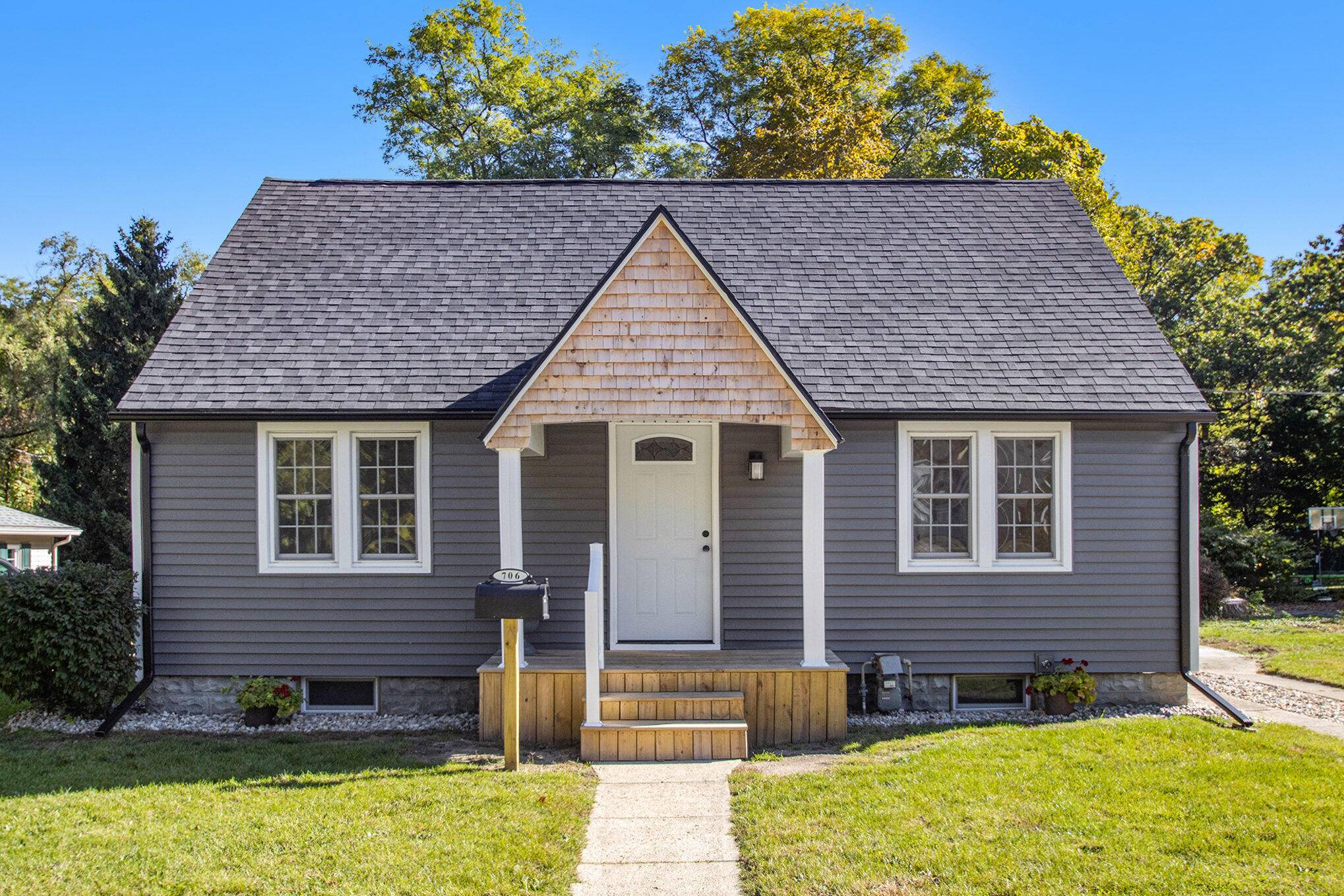 Dowagiac, MI 49047,706 N Front Street