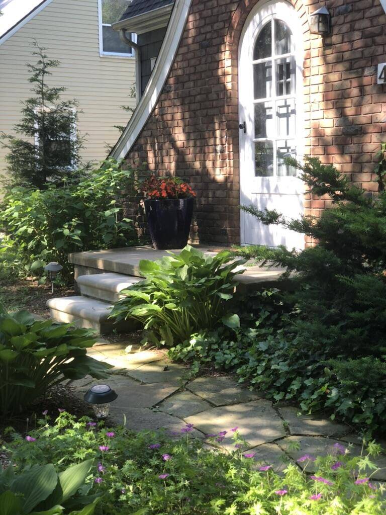 Ann Arbor, MI 48103,401 Glenwood Street