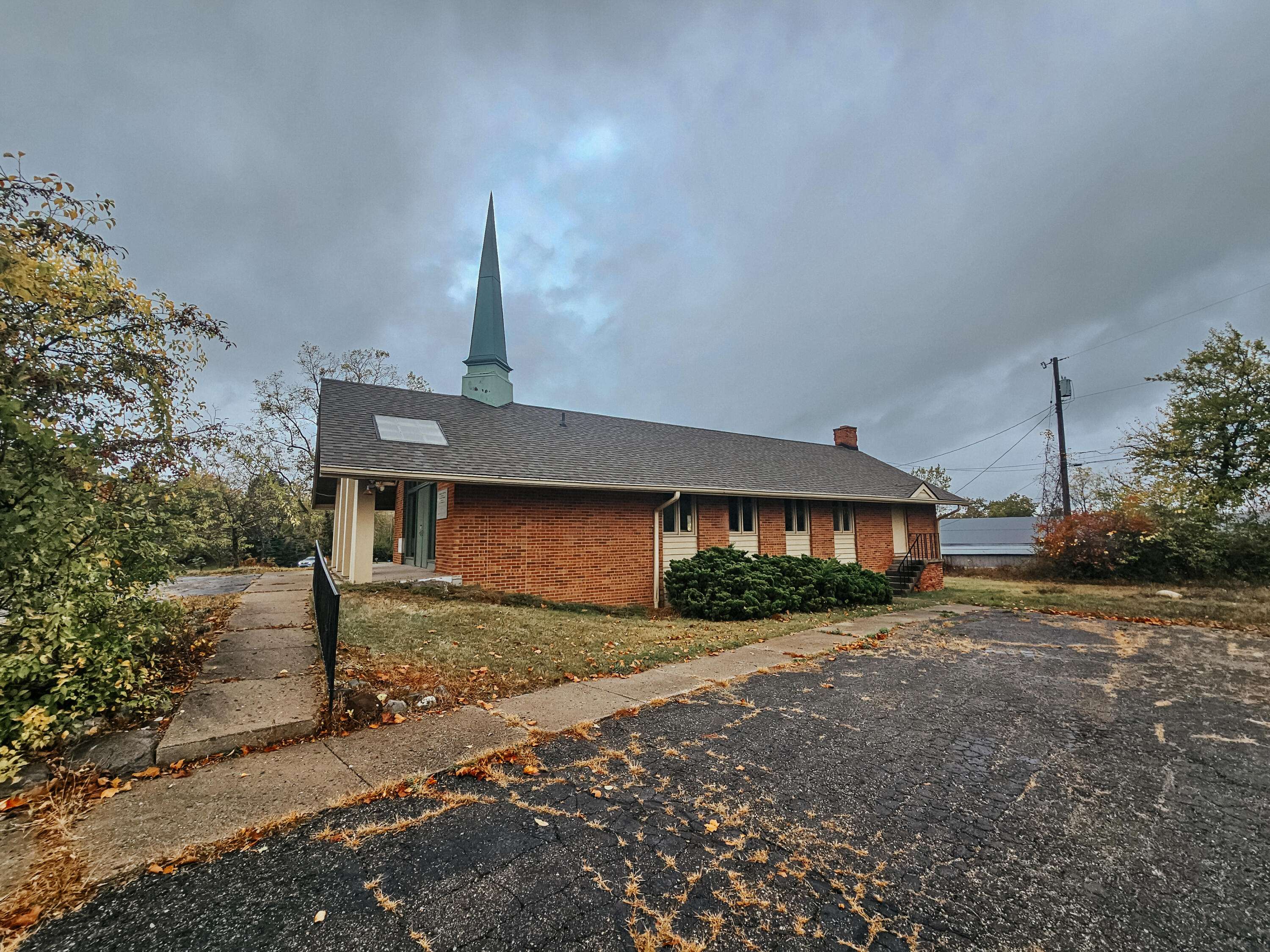 Hillsdale, MI 49242,1402 Hudson Road