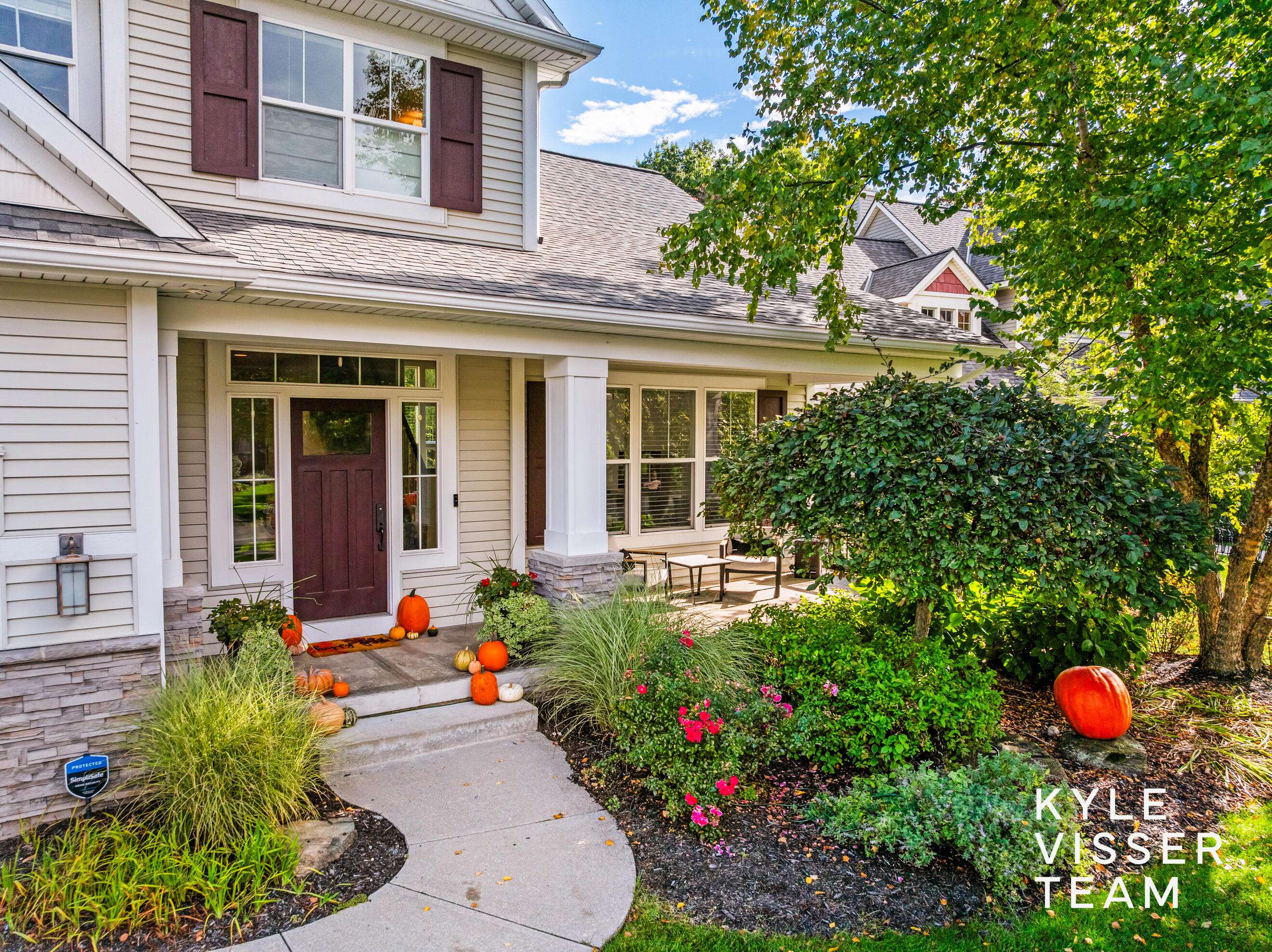 Grand Rapids, MI 49546,320 Sycamore Way SE Drive