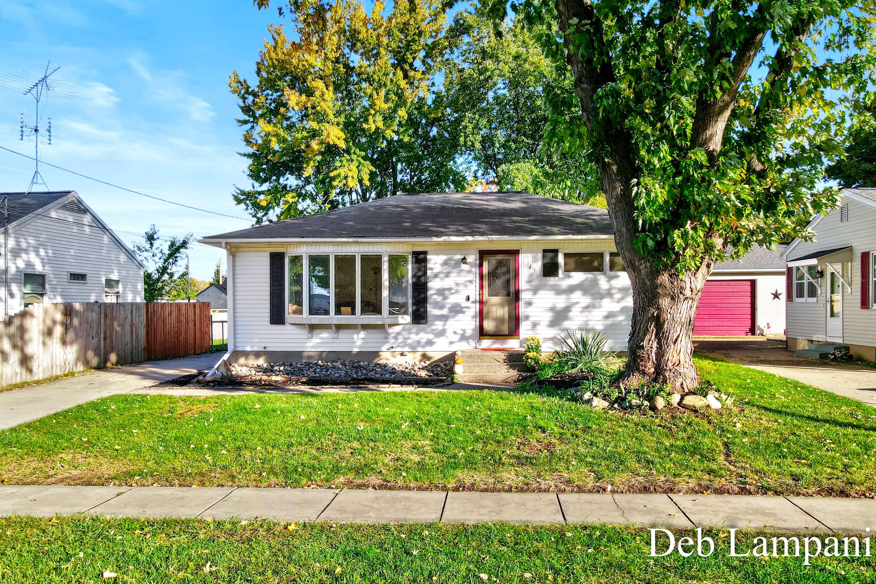 Grand Rapids, MI 49548,45 Fontenelle SE Street