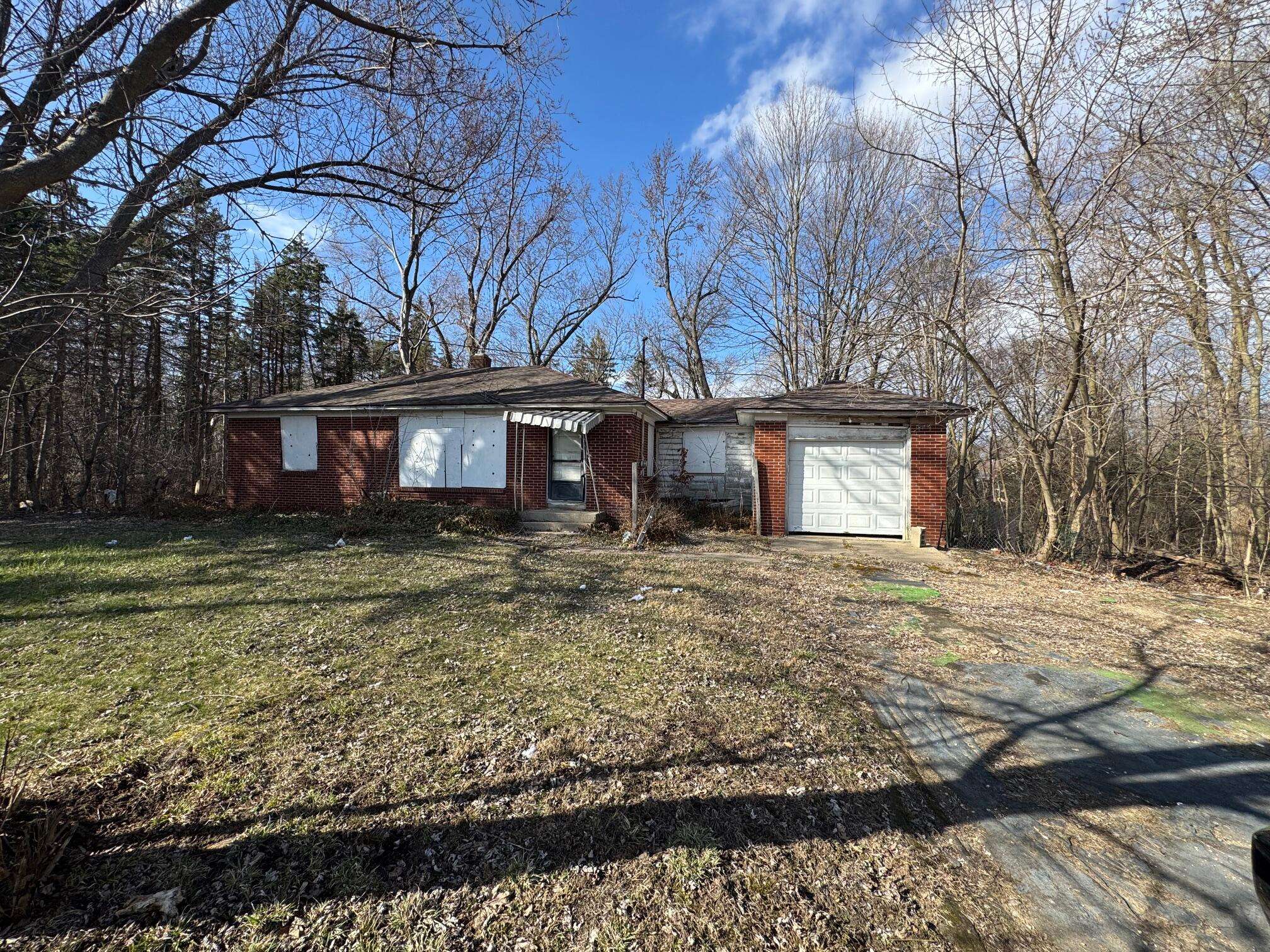 Kentwood, MI 49508,1689 60th SE Street