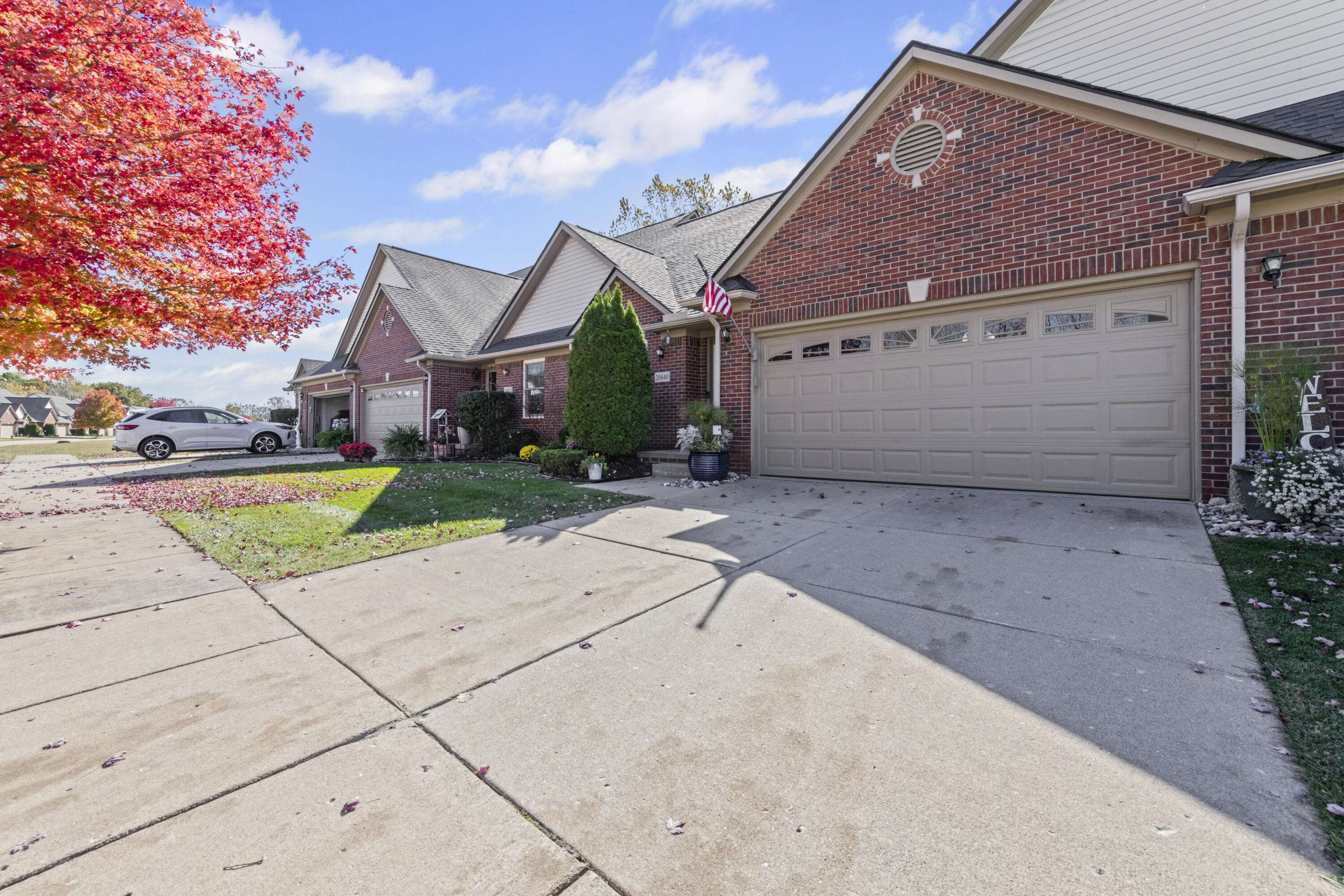 Brownstown, MI 48174,20440 Doves Pointe Drive