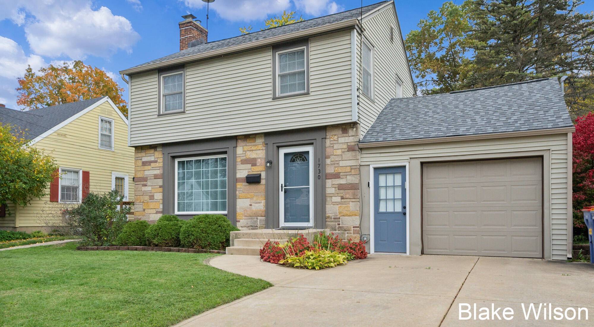 Grand Rapids, MI 49507,1730 Philadelphia SE Avenue