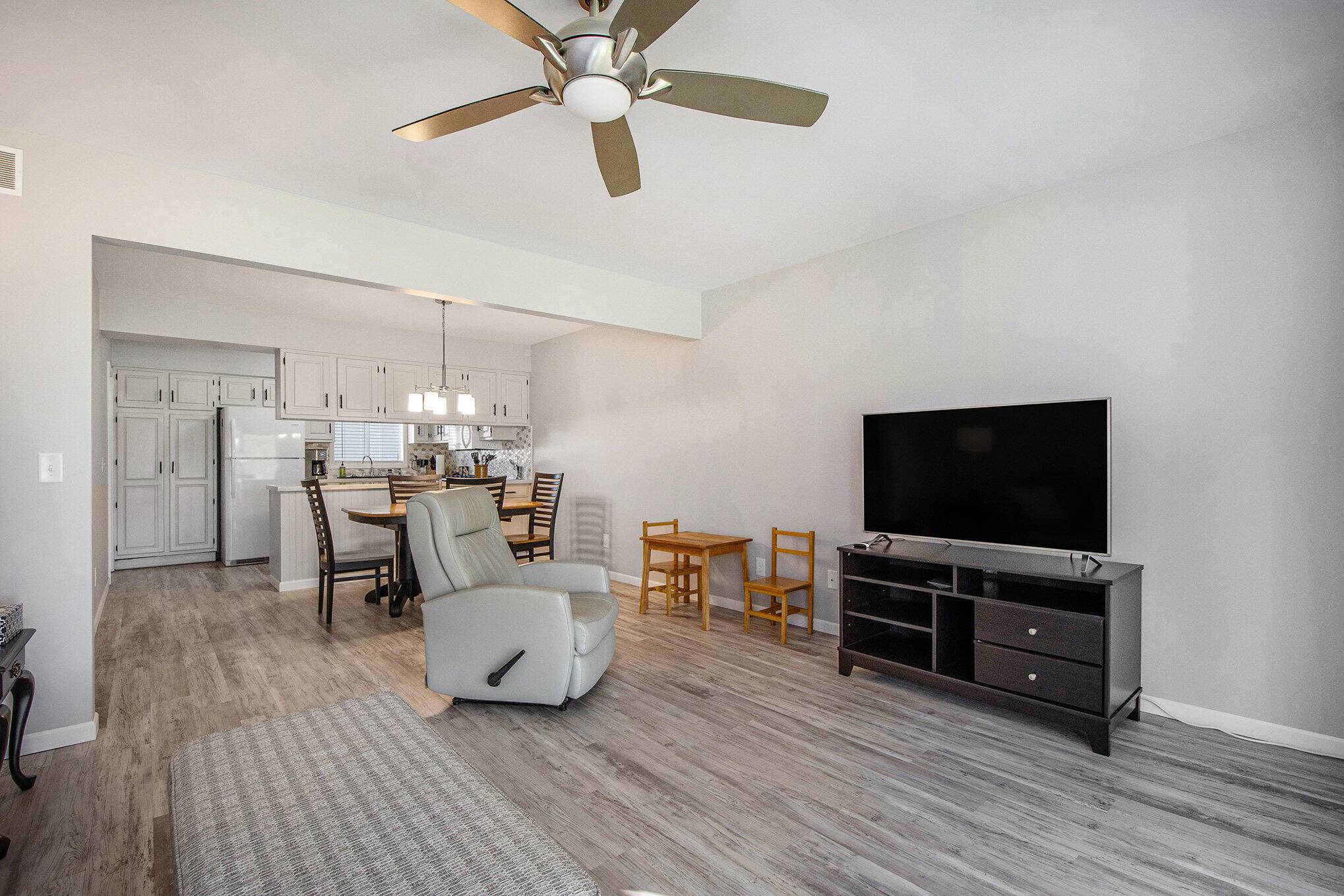 Kentwood, MI 49548,713 60th SE Street