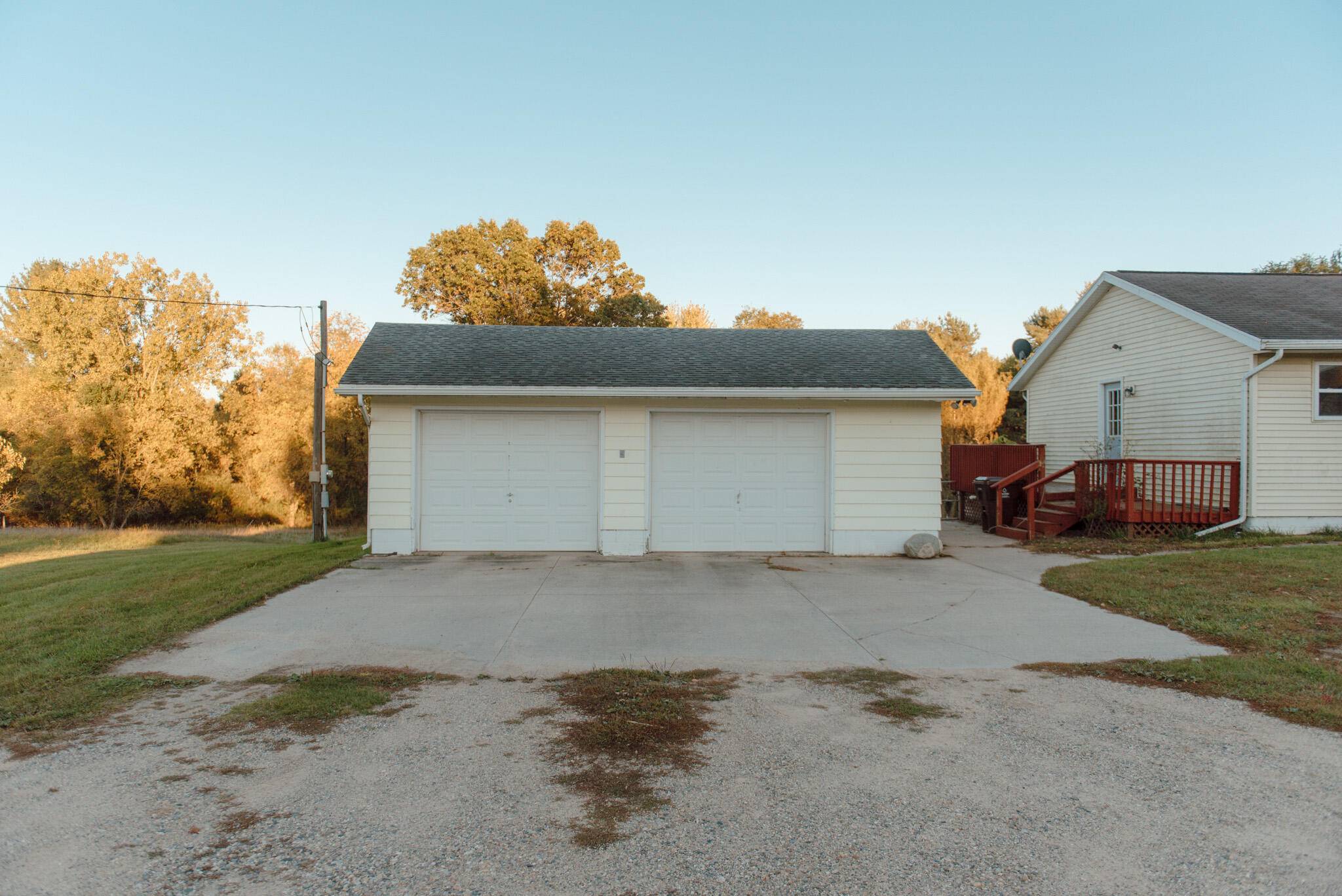 Six Lakes, MI 48886,11300 N Six Lakes Road