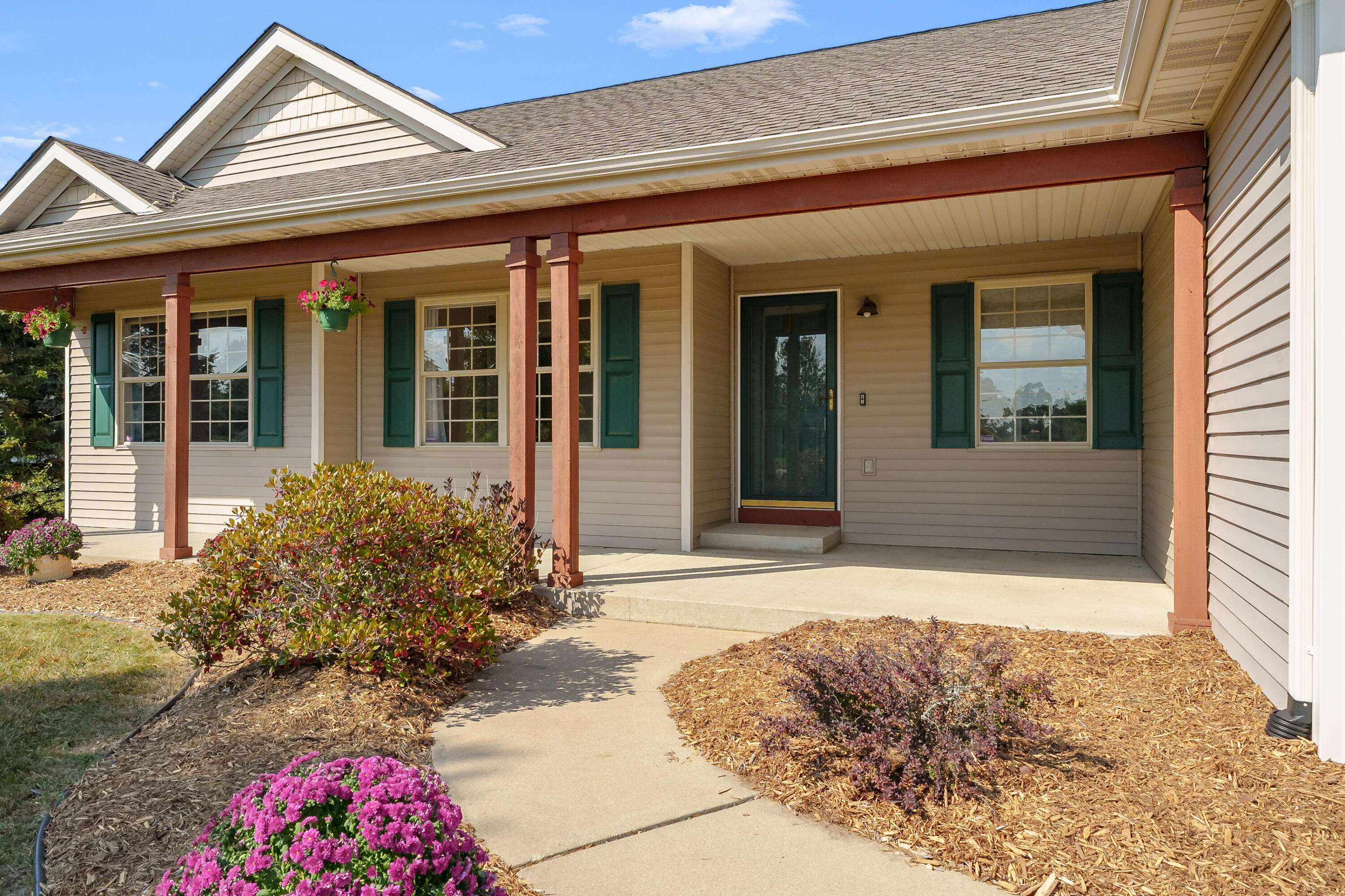 Mattawan, MI 49071,24532 Vargas