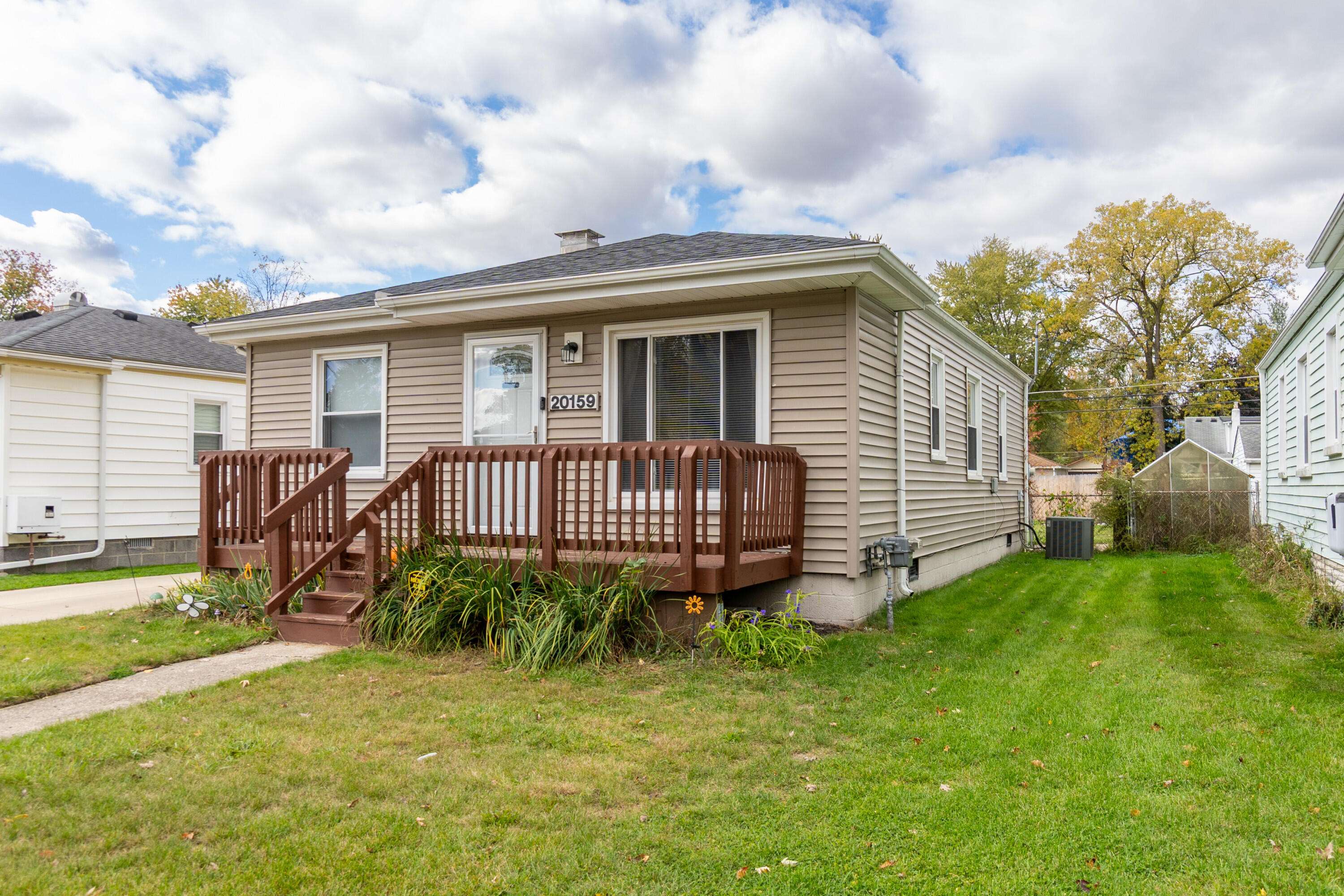 Livonia, MI 48152,20159 Deering Street