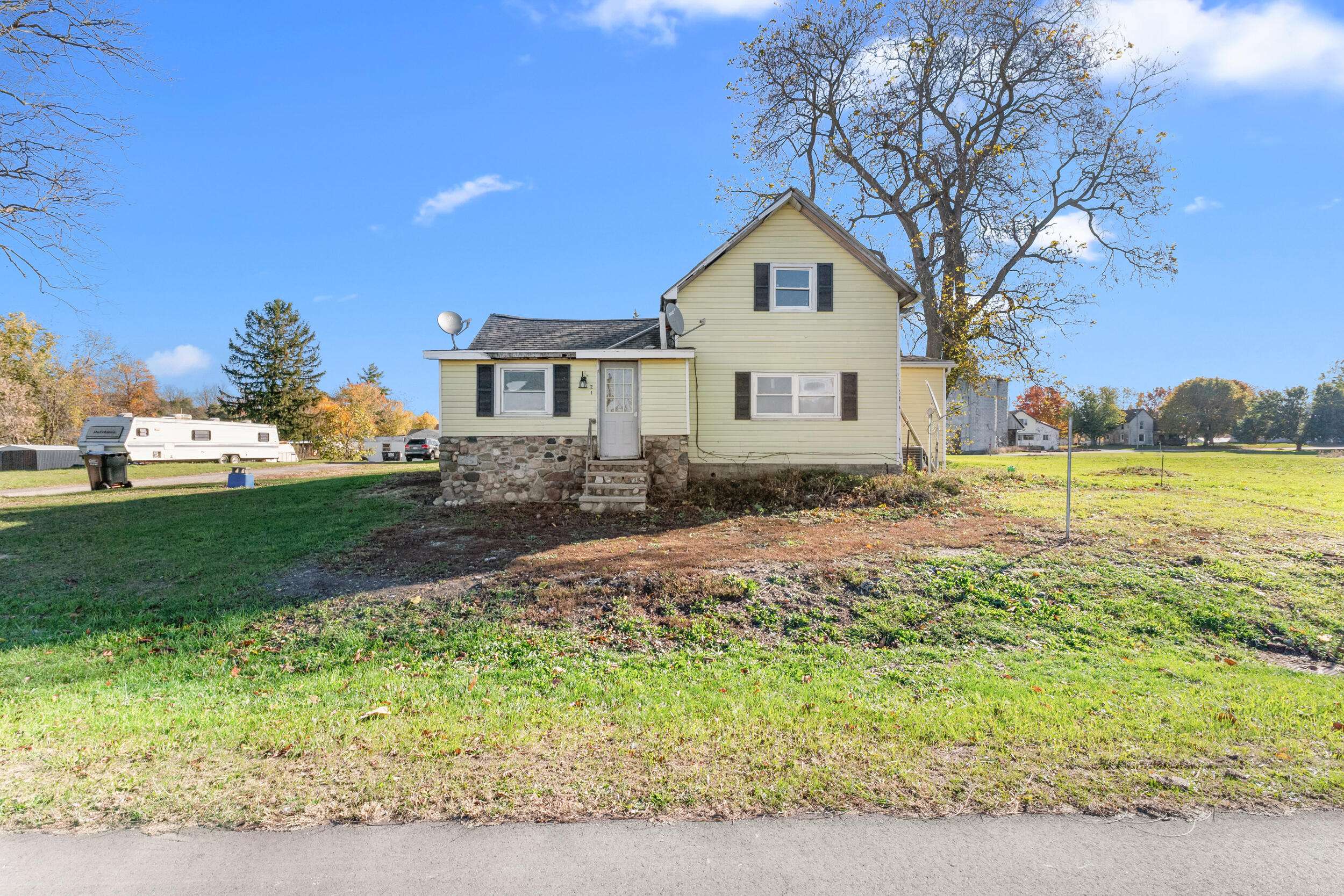 Montgomery, MI 49255,219 N Hayward Street