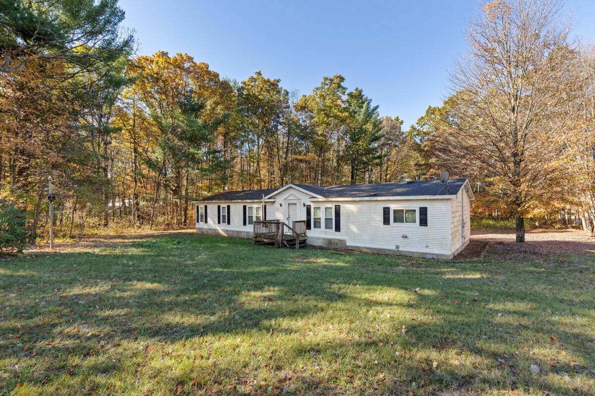 Holton, MI 49425,6585 Crystal Lake Rd