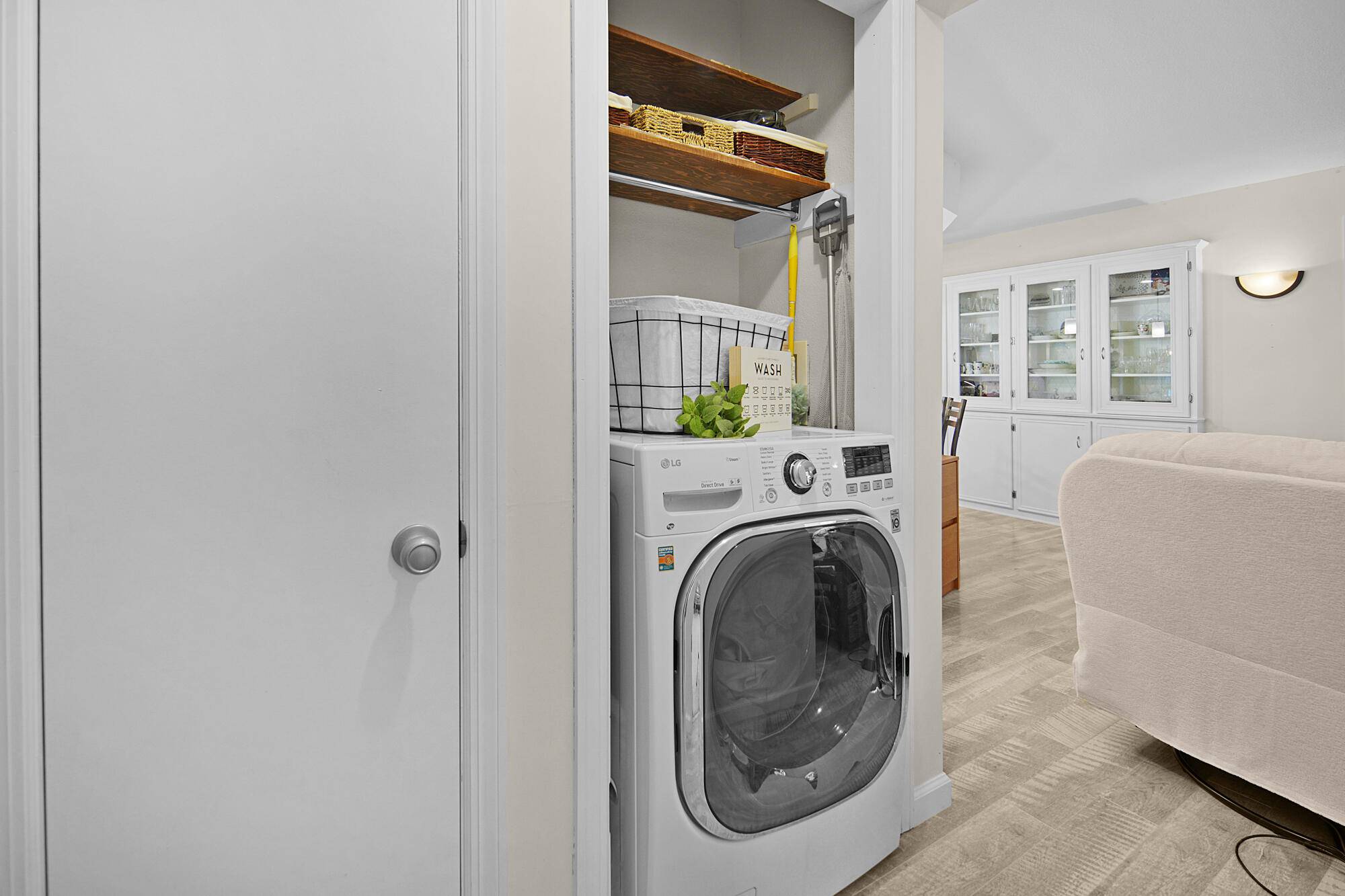 Jenison, MI 49428,7405 Pine Grove Drive