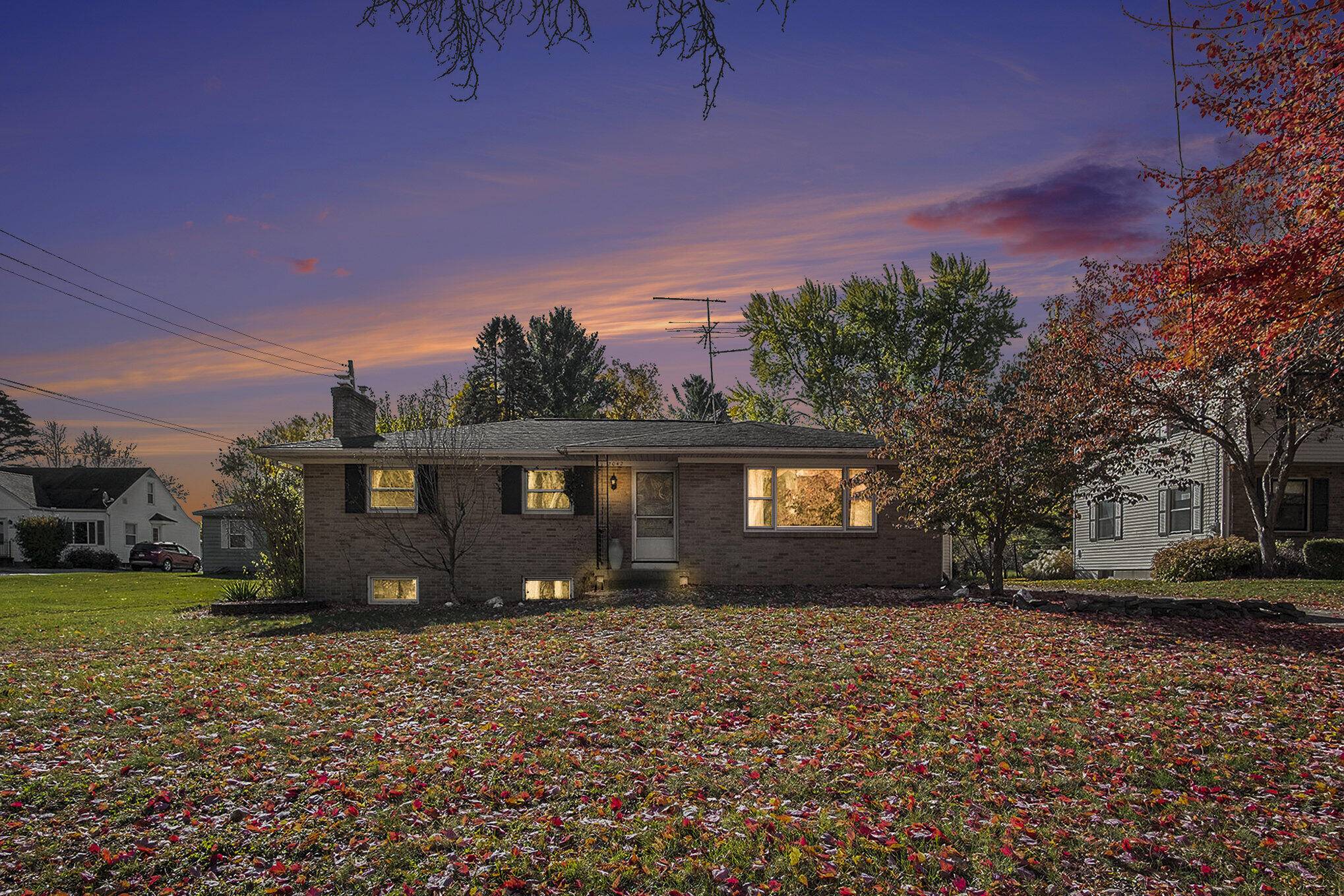 Grand Rapids, MI 49504,2042 Gordon NW Street