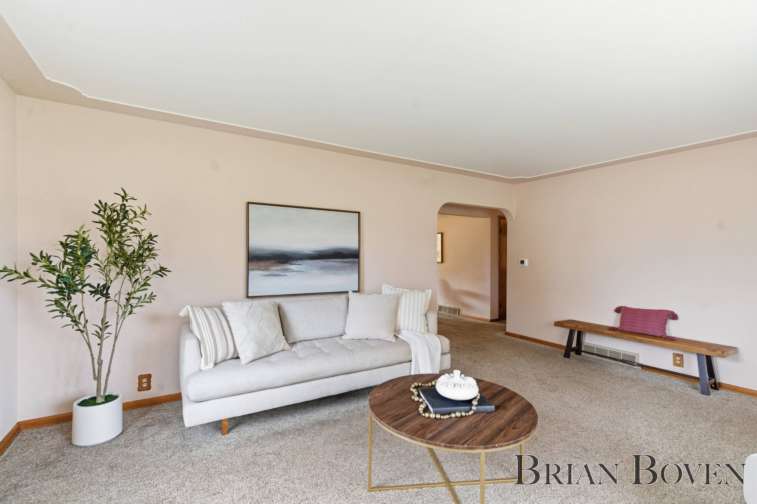 Cedar Springs, MI 49319,322 Ronald NE Street