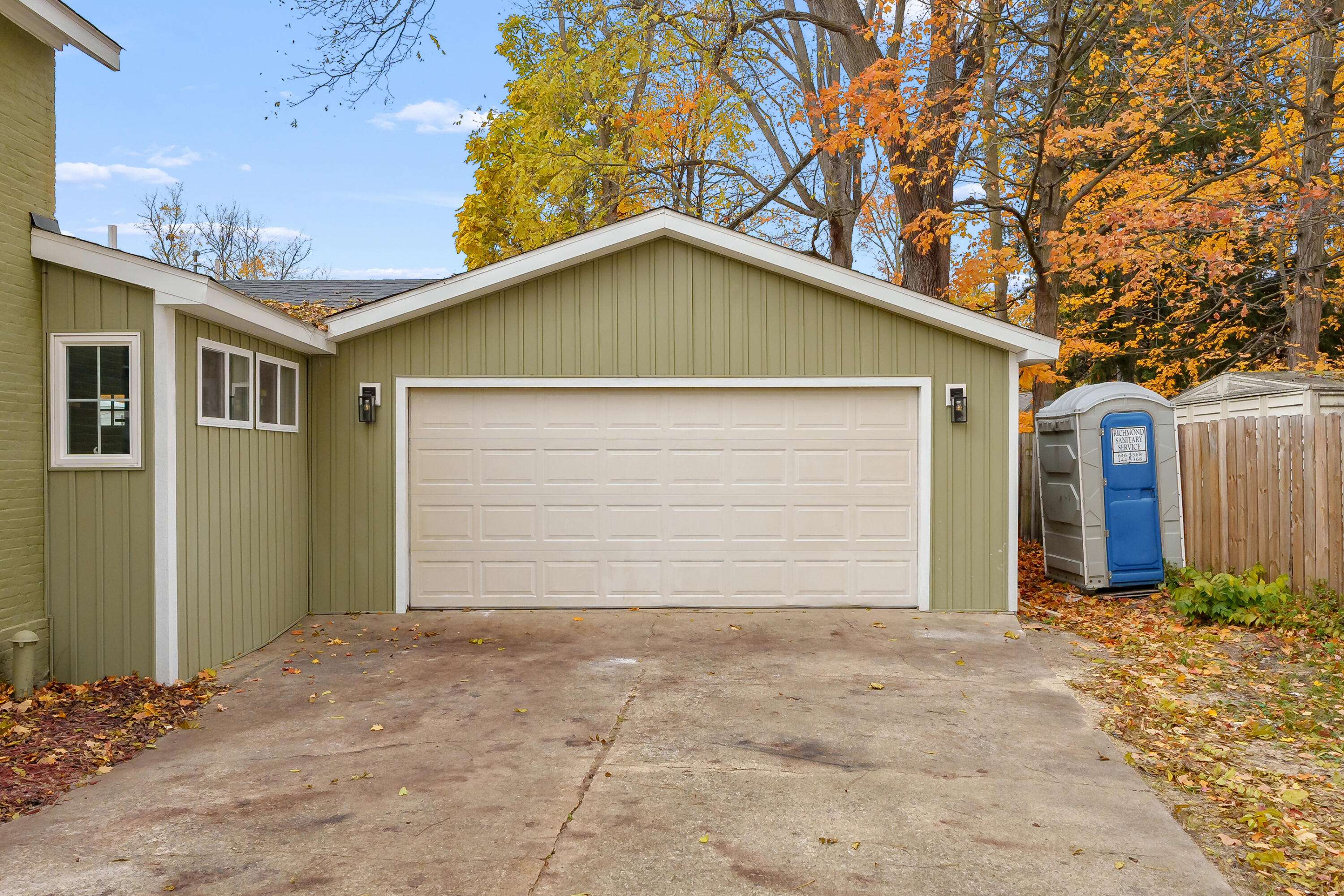 Three Rivers, MI 49093,614 Walnut Street