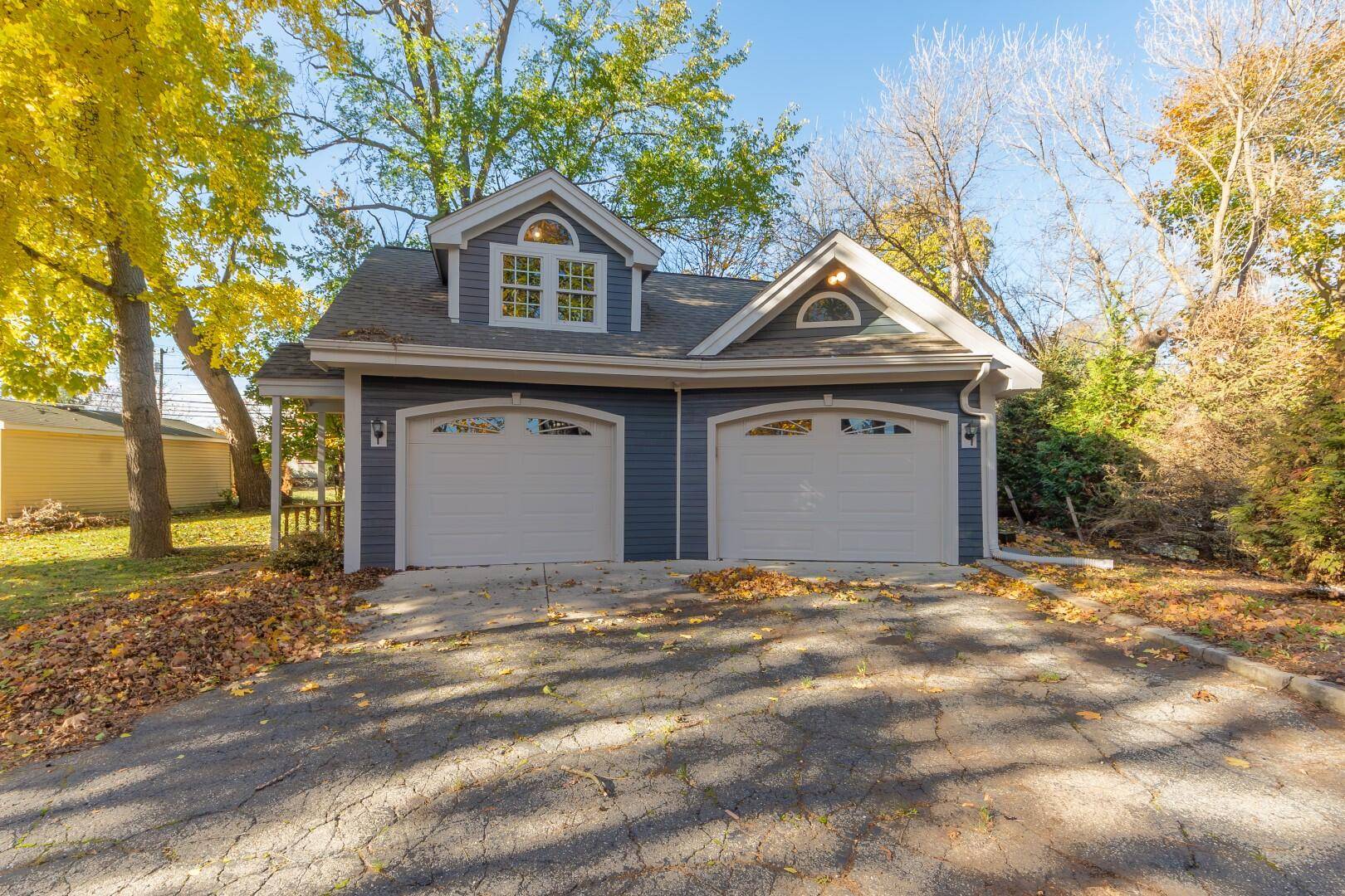 Northville, MI 48167,270 S Center Street