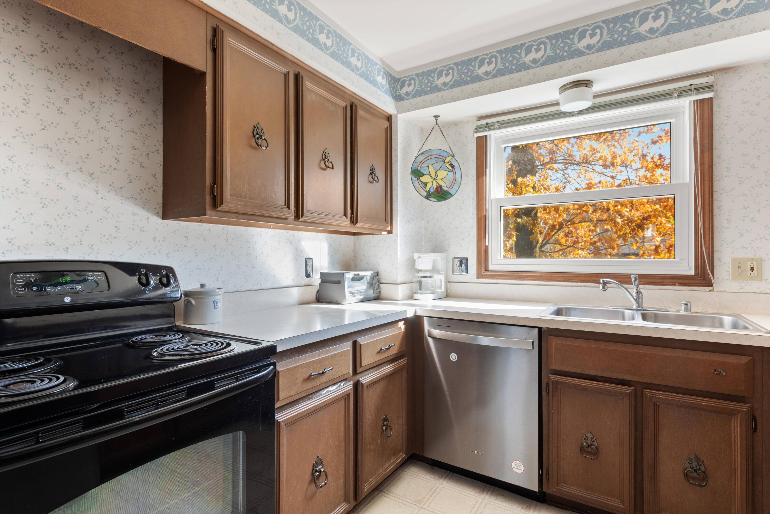 West Bloomfield, MI 48322,6222 Pepper Hill Street