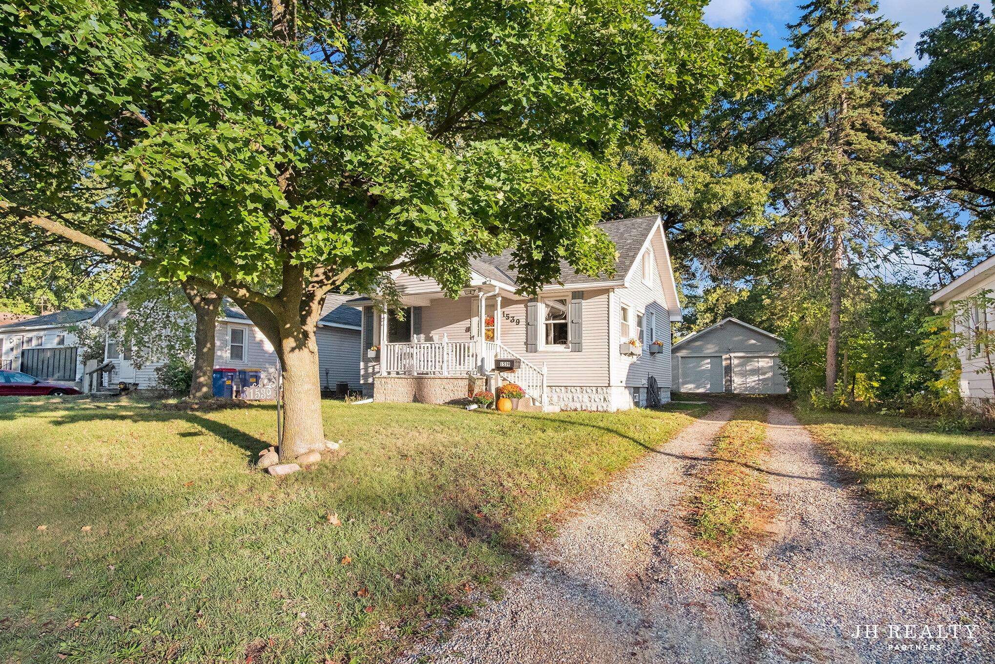 Grand Rapids, MI 49503,1539 Mason NE Street