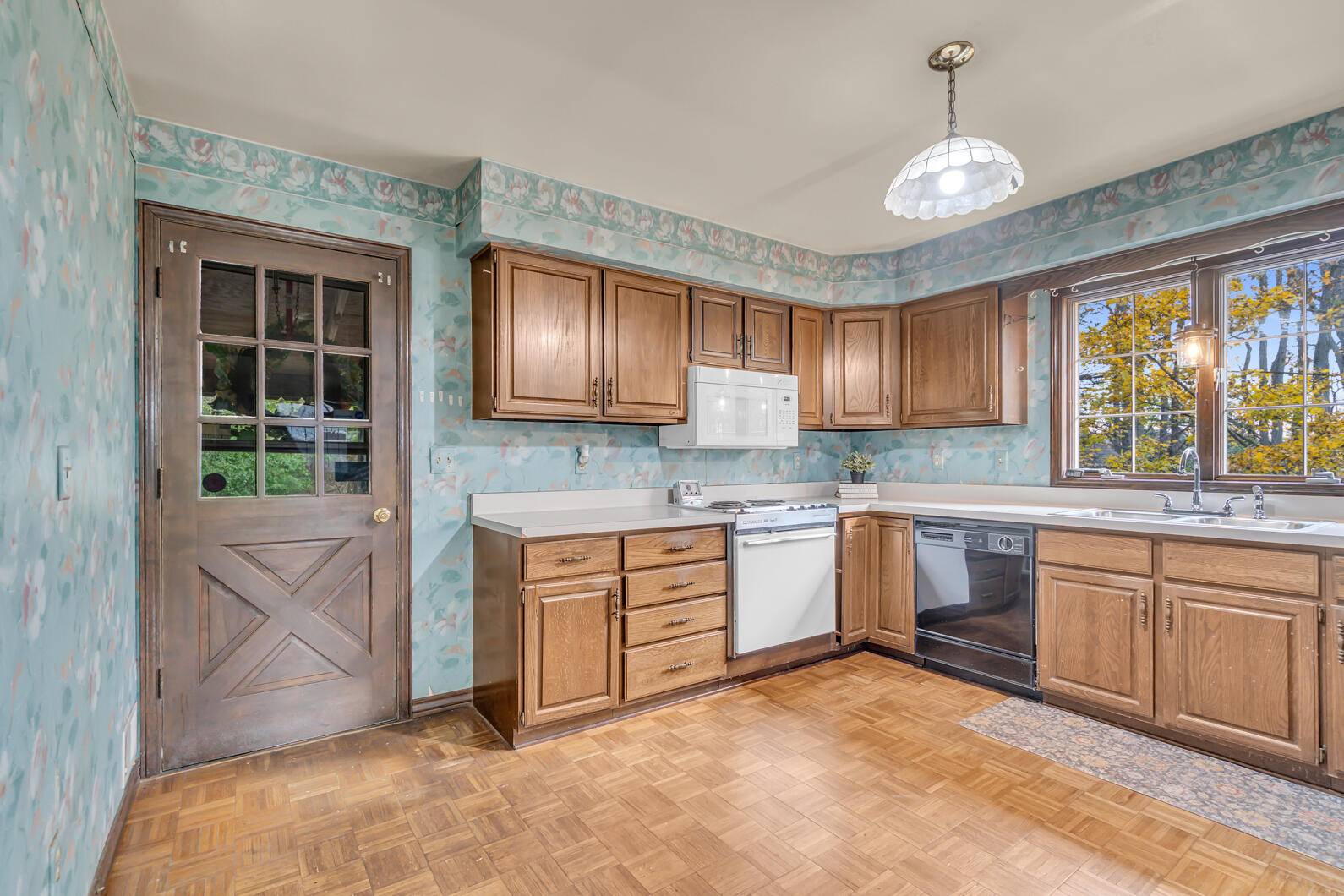 Clarklake, MI 49234,8705 Clark Lake Road