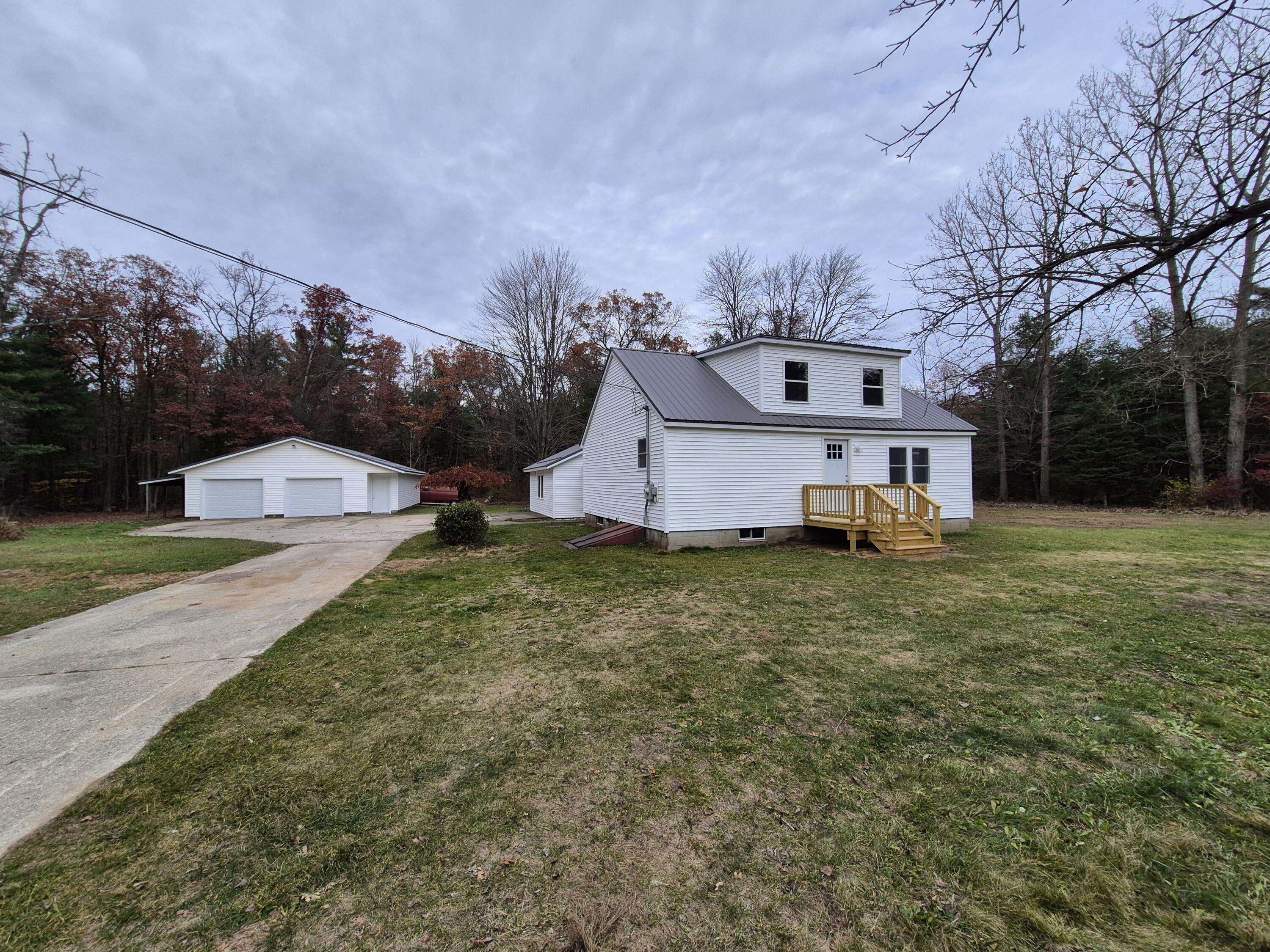 White Cloud, MI 49349,4275 E 8th Street