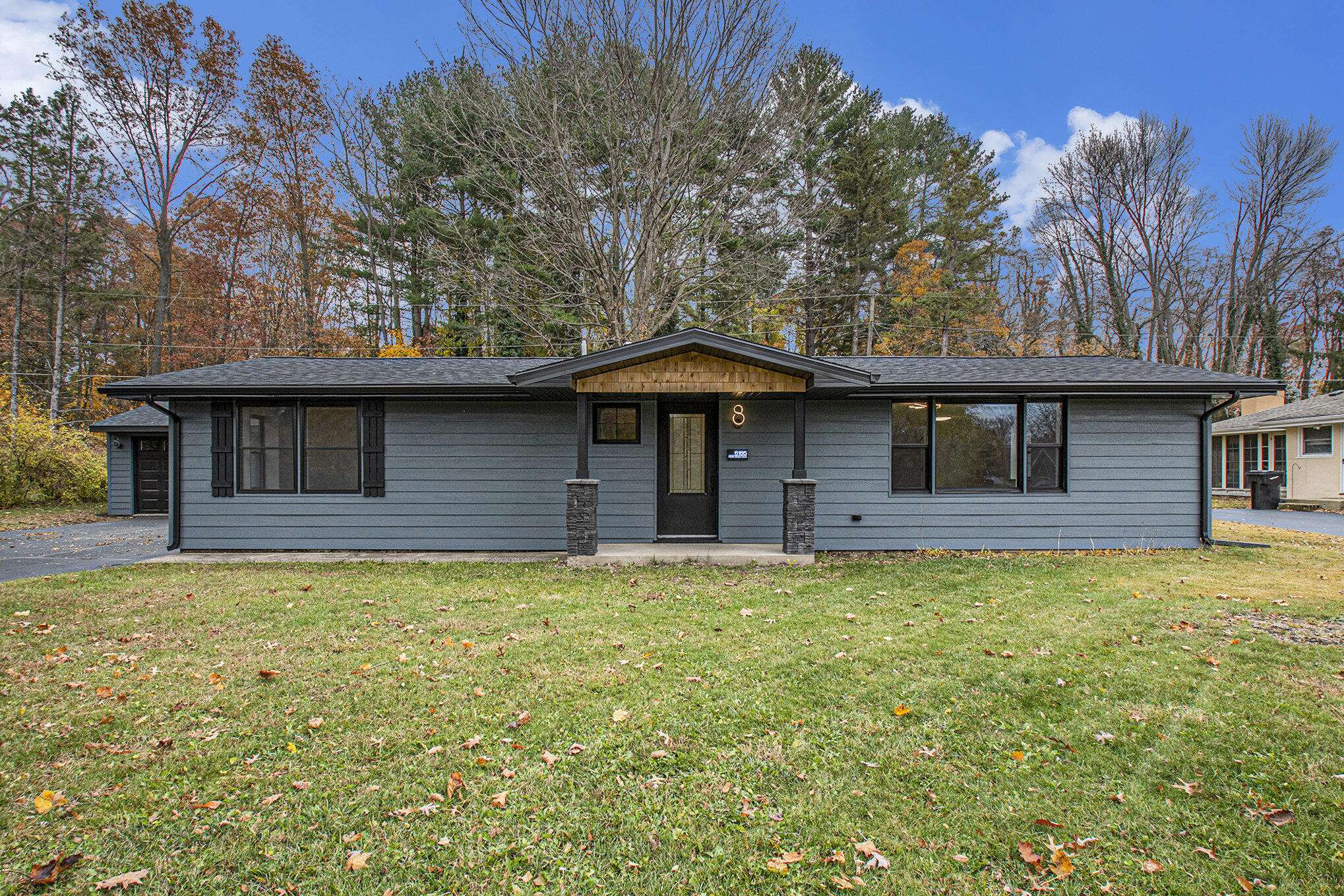 Coloma, MI 49038,6165 N Shore Drive