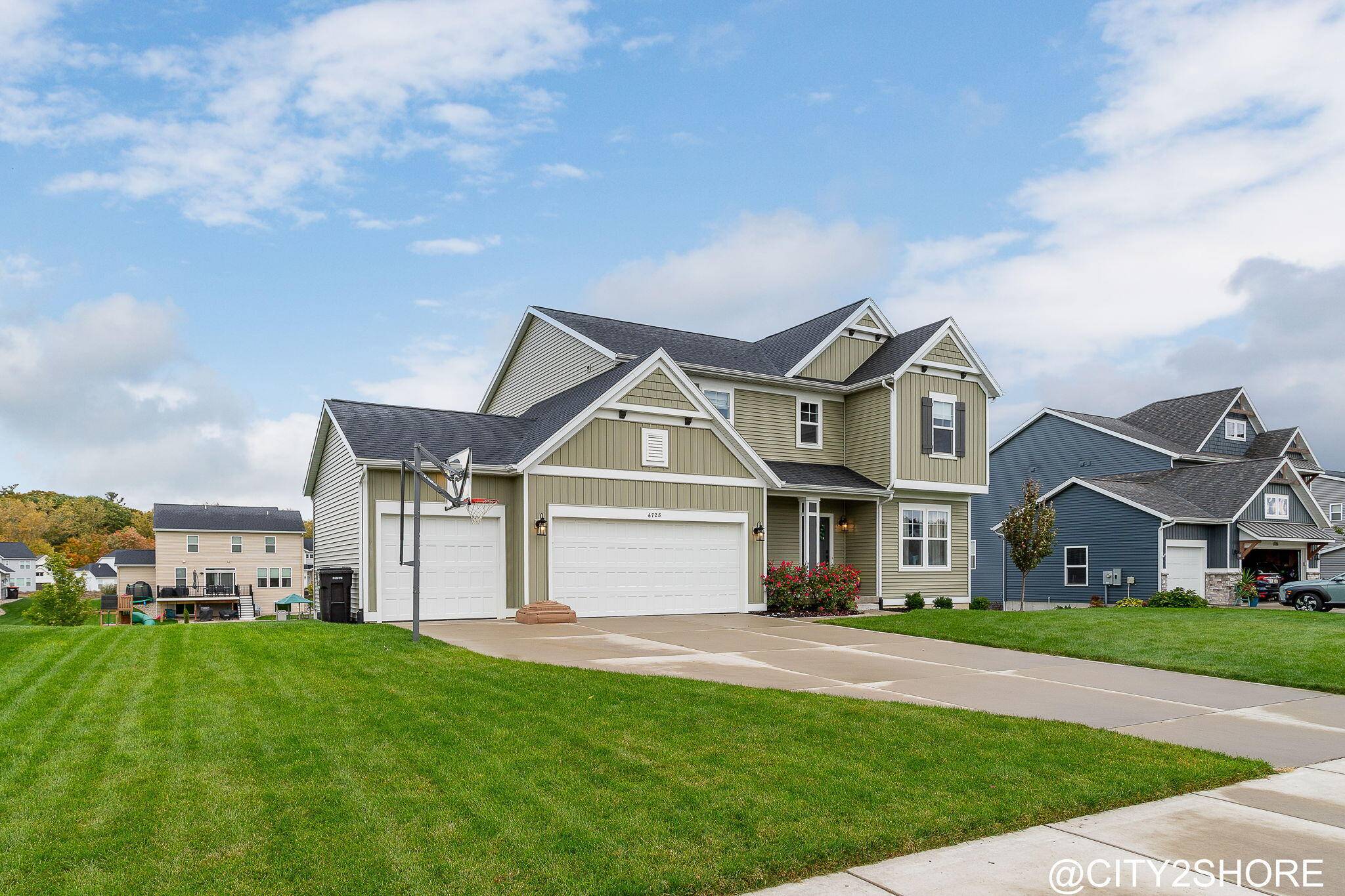 Hudsonville, MI 49426,6728 Arlene Drive