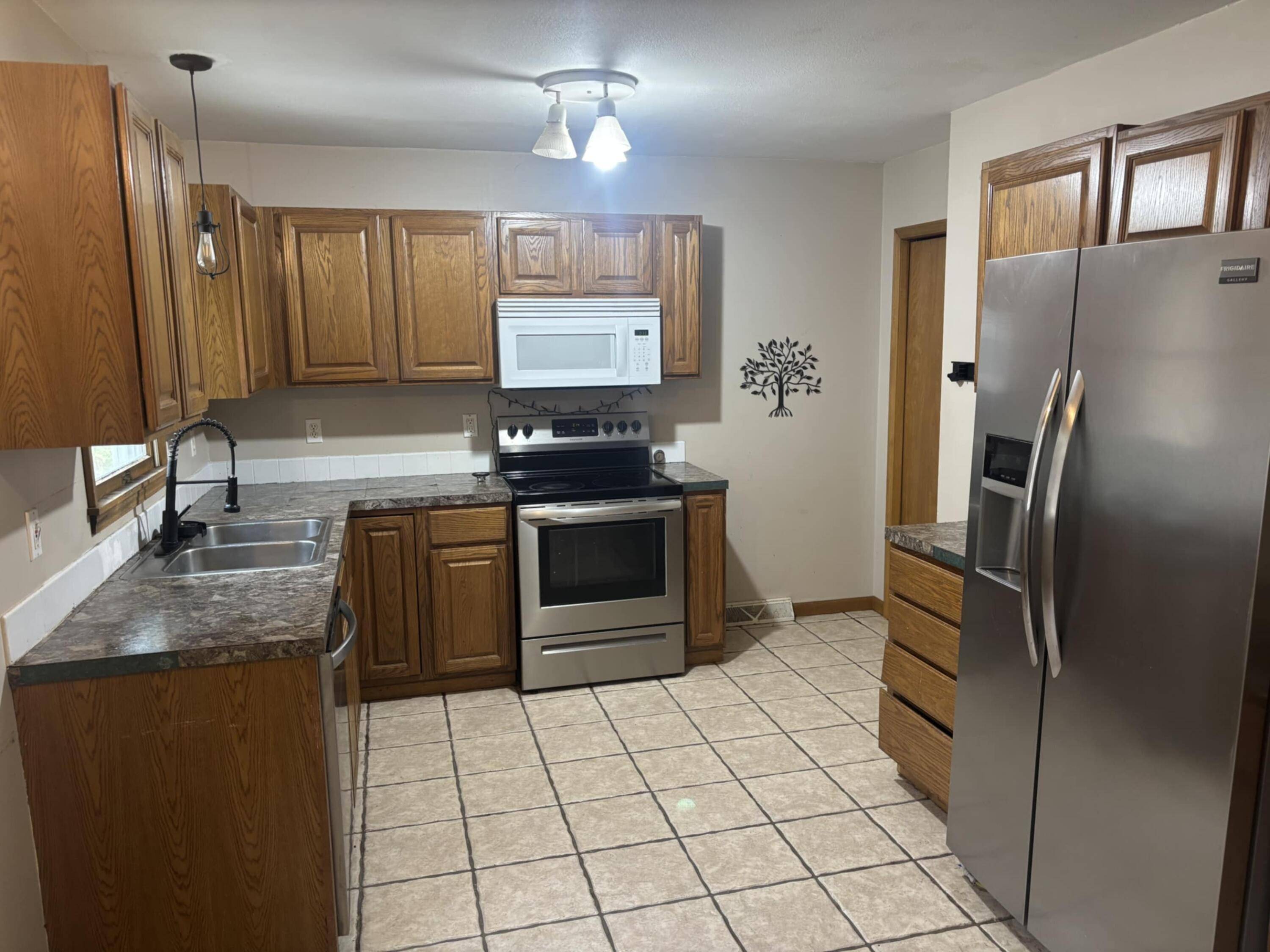 Newaygo, MI 49337,6176 Barberry Avenue