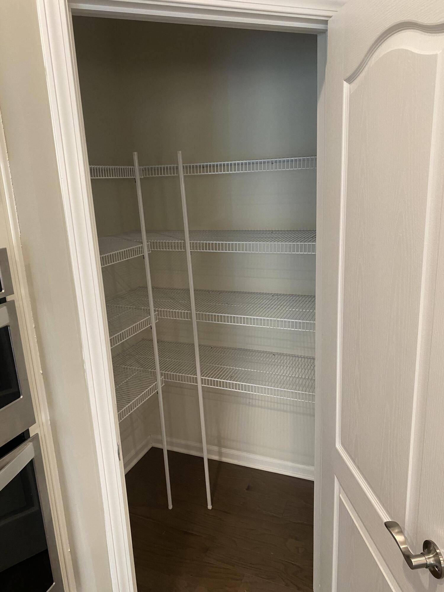 Ann Arbor, MI 48105,2994 Montana Way