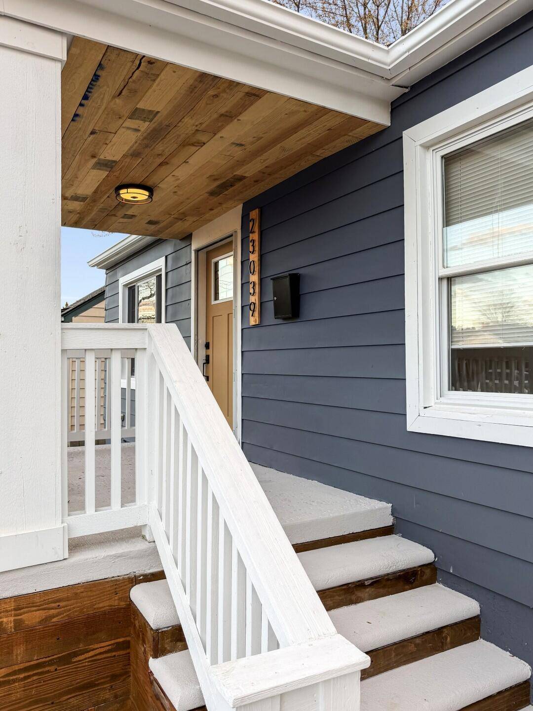 Eastpointe, MI 48021,23039 Cushing Avenue