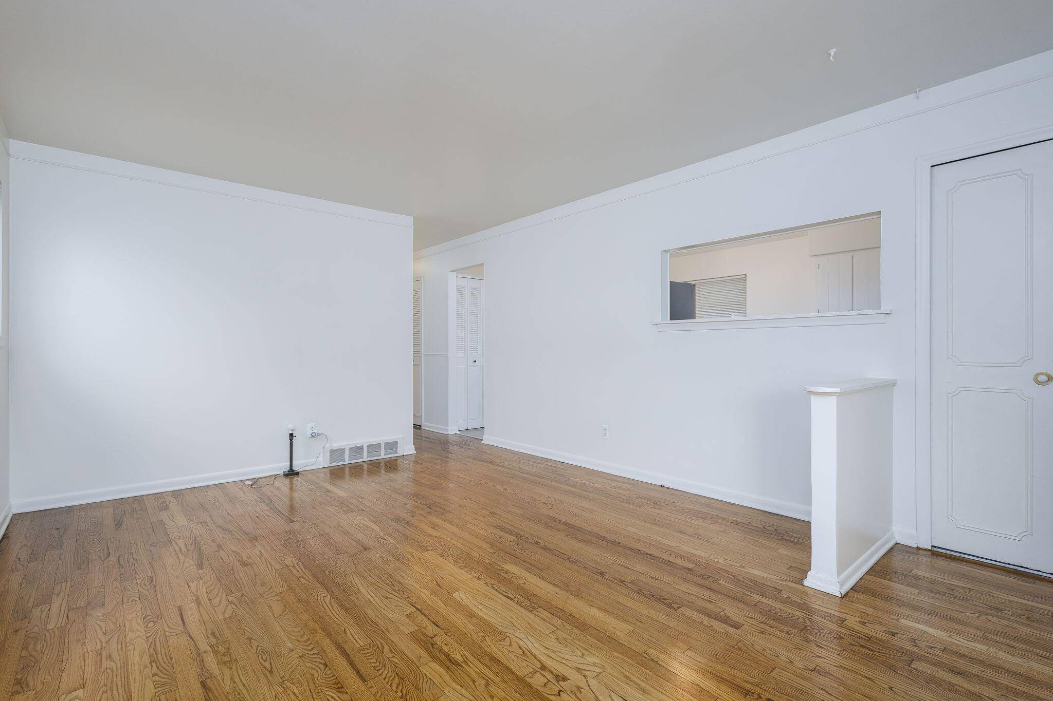 Warren, MI 48093,8261 Gerald Avenue