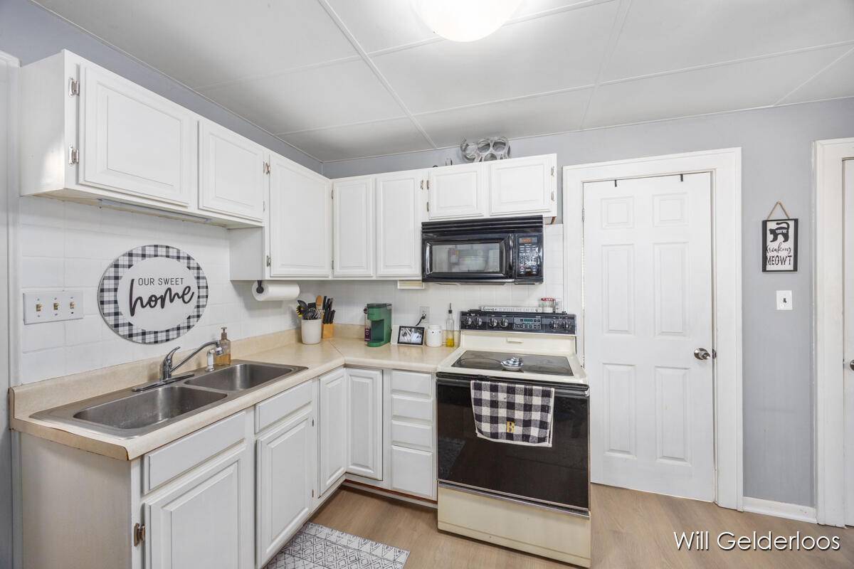 Wyoming, MI 49519,2412 Taft SW Avenue