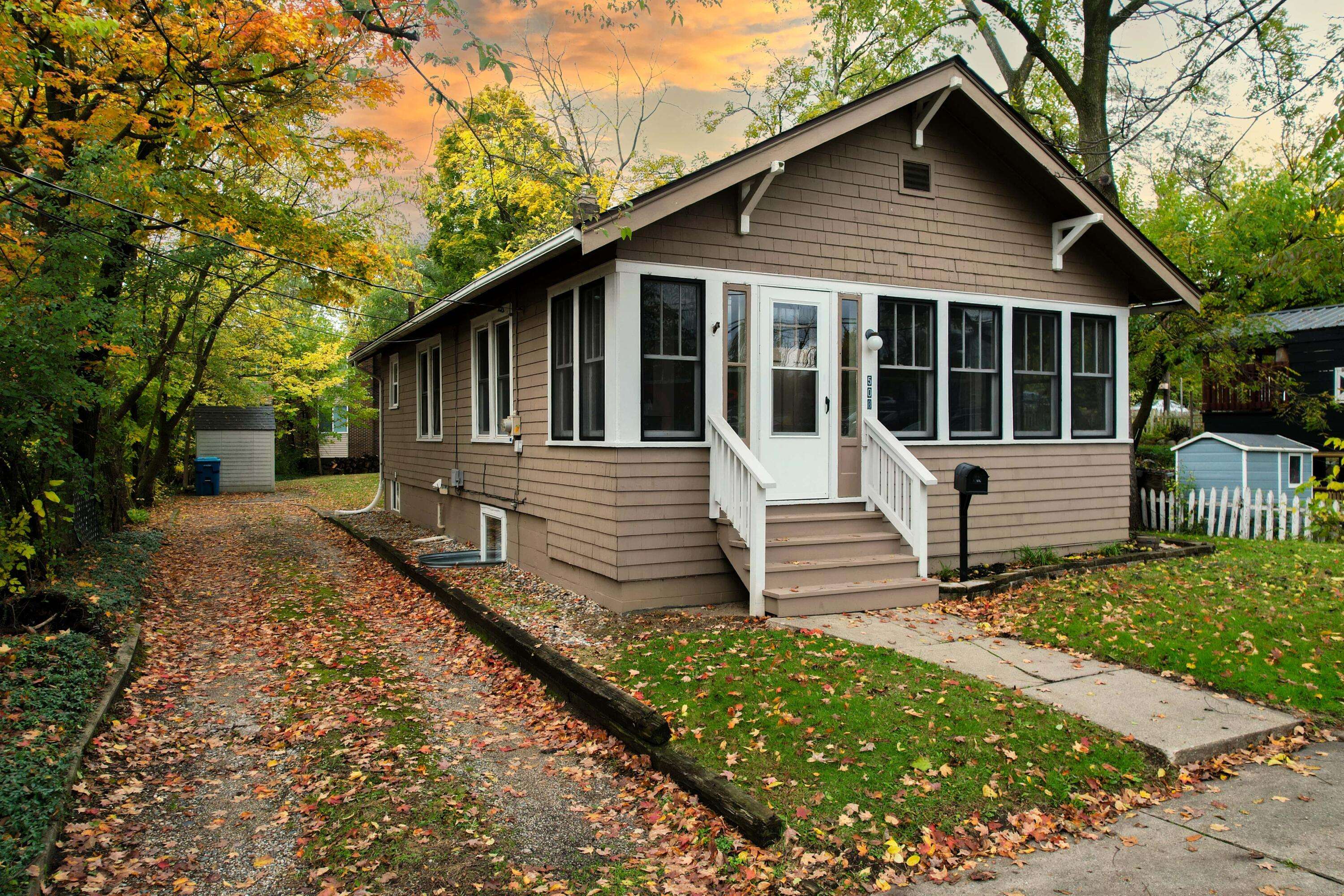 Kalamazoo, MI 49006,508 Monroe Street