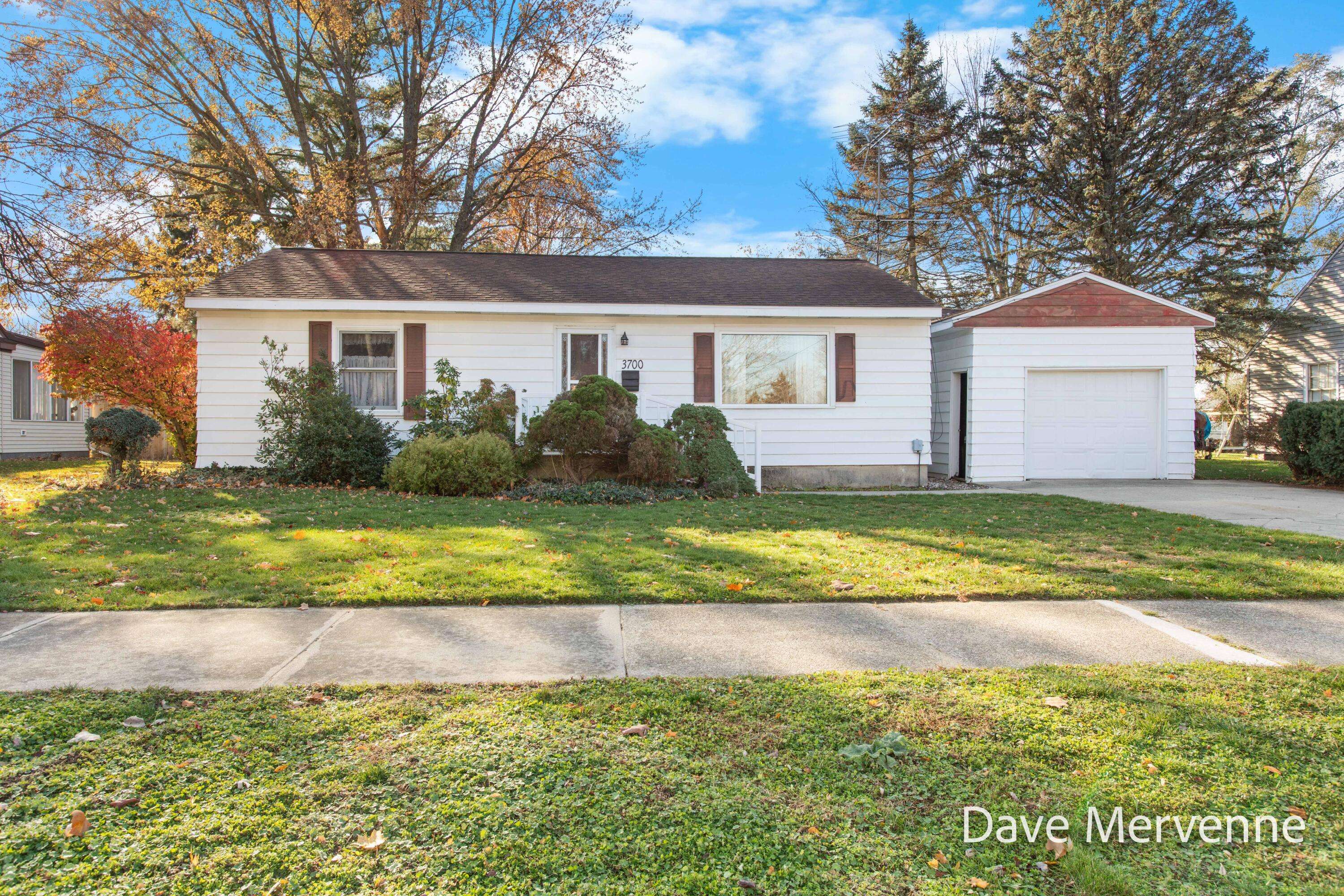 Grandville, MI 49418,3700 Cheyenne SW Drive