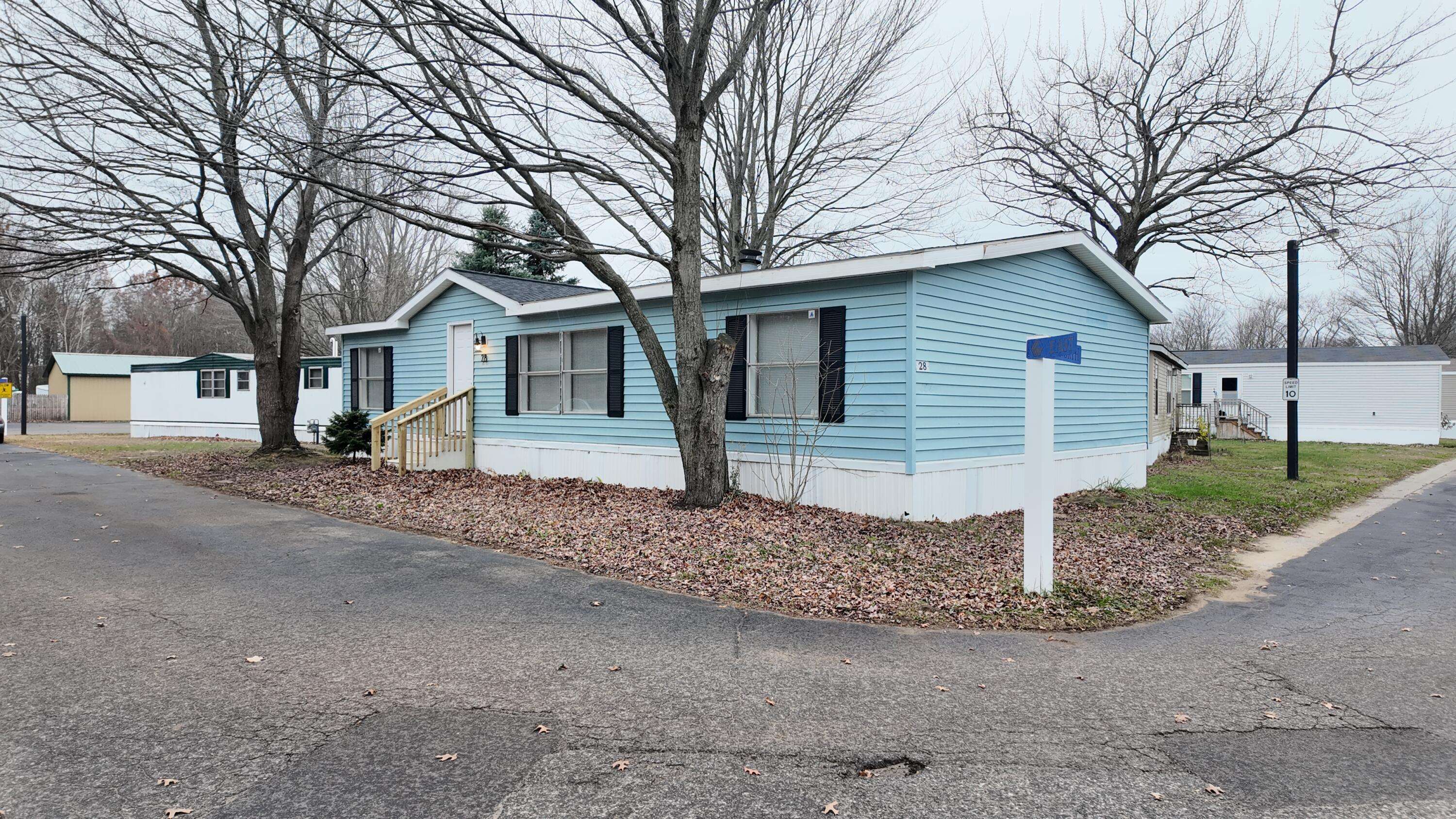 Norton Shores, MI 49456,1281 E Pontaluna Road ##28