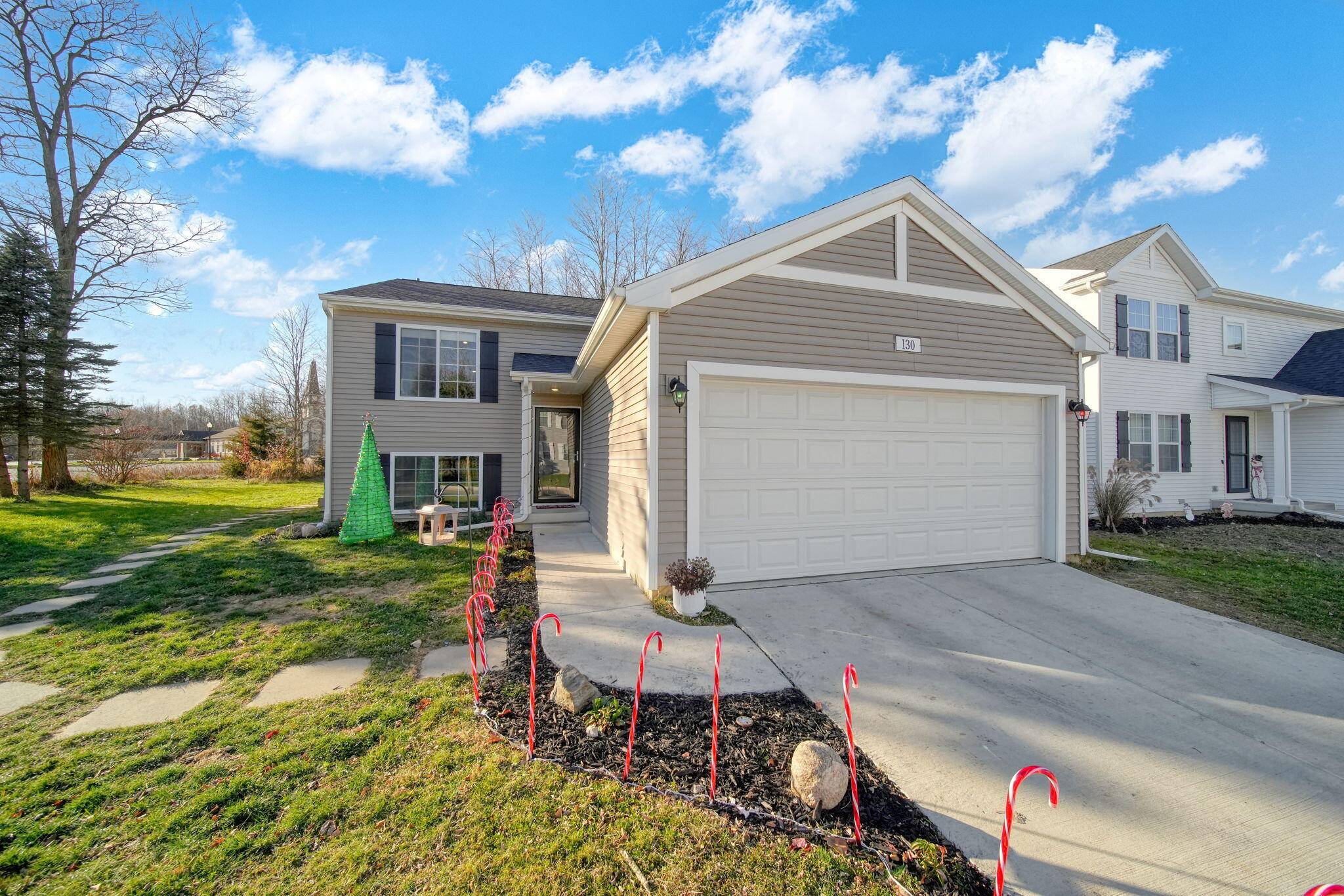 Brooklyn, MI 49230,130 Lighthouse Lane